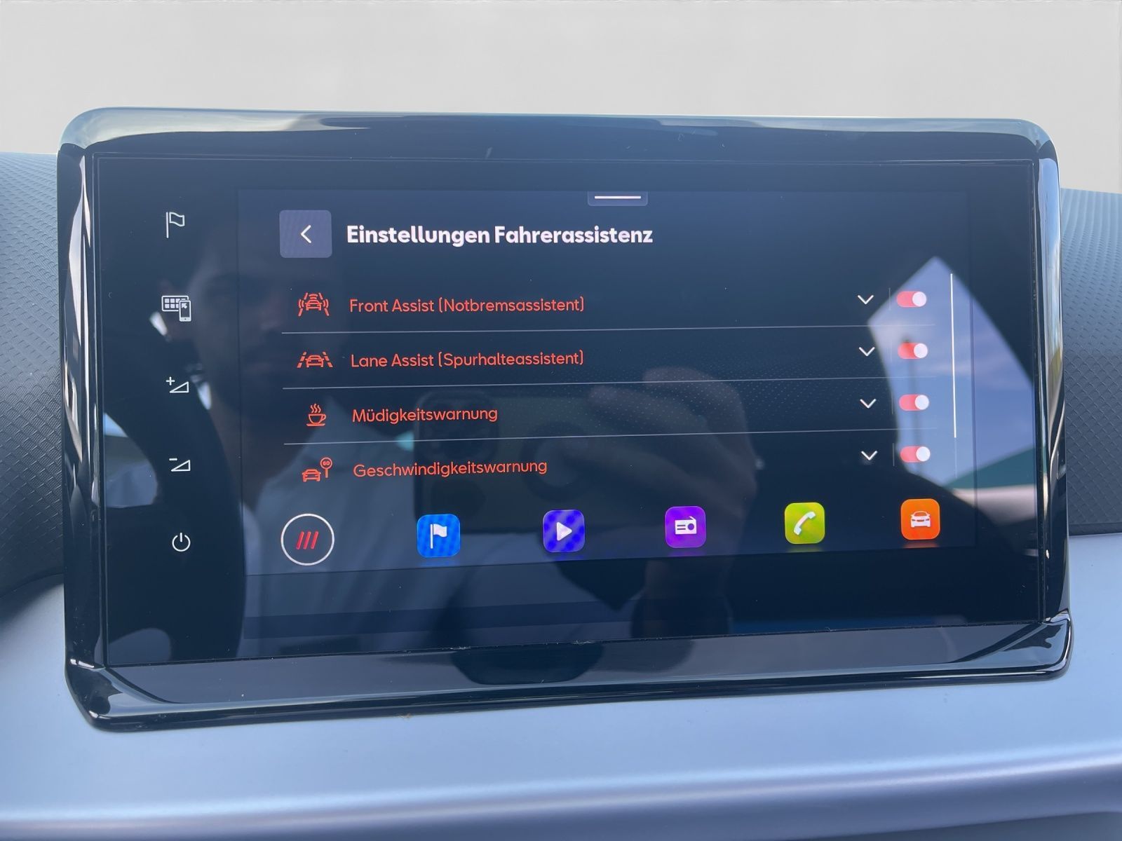 Seat Arona 1.5 TSI DSG FR NAVI AHK SITZHZG GJR