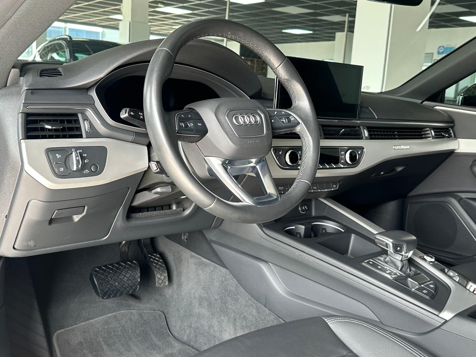 Audi A5 Coupe 50 TDI qu. S-line MATRIX Garantie Leder