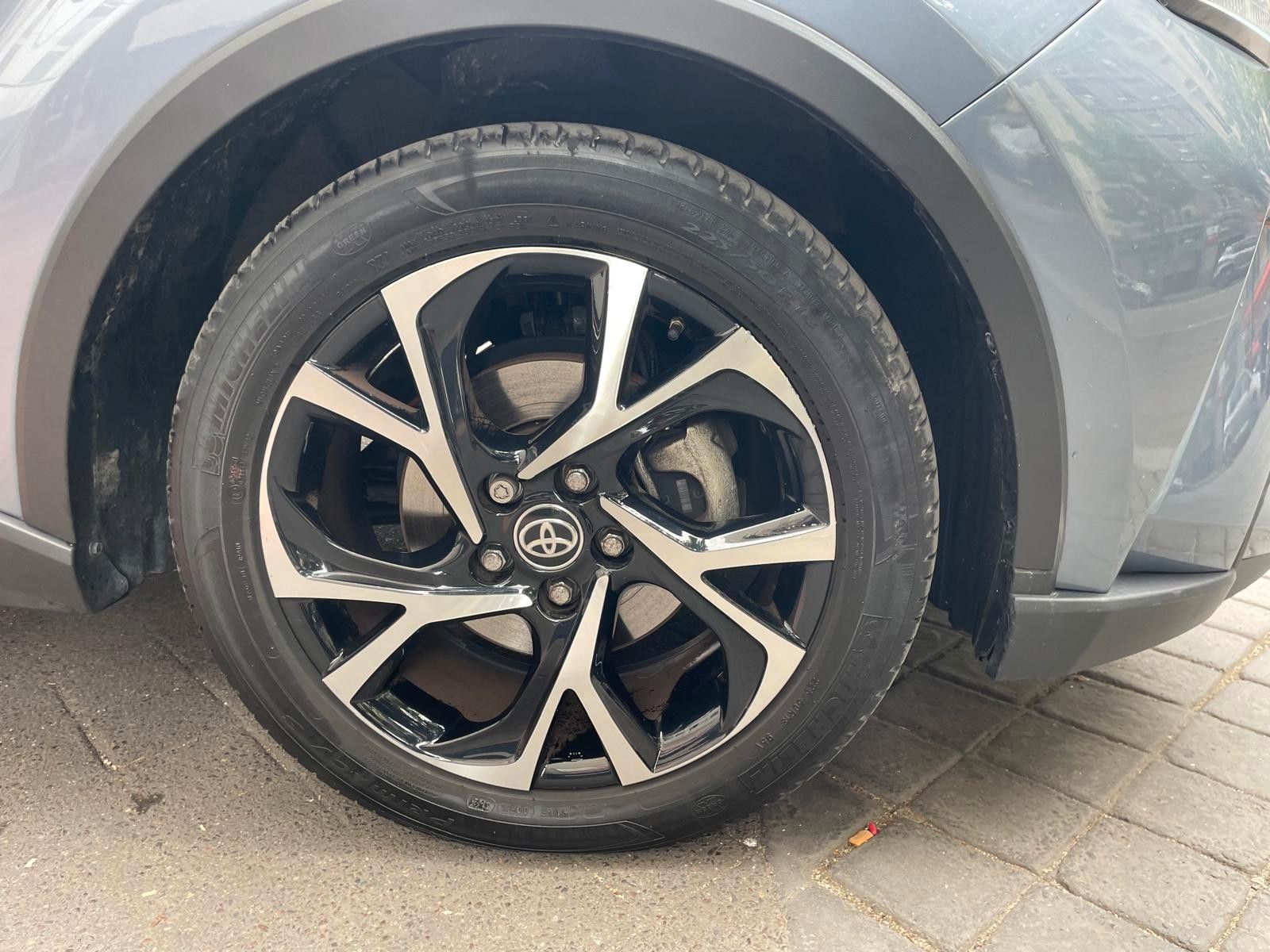 Toyota C-HR 2.0 HYBRIDE 184h EDITION - Samsaru's Car Outlet