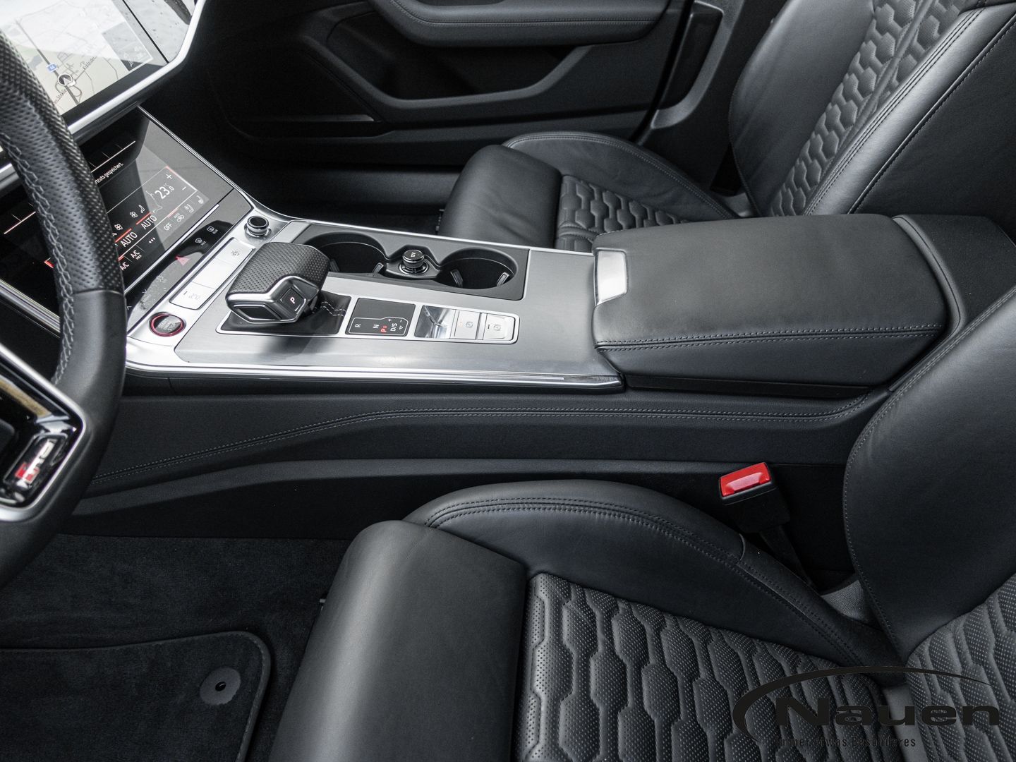 Audi RS6 Avant *AHK*RAUTE*B&O*MATRIX*DYNAMIK*LEDER*