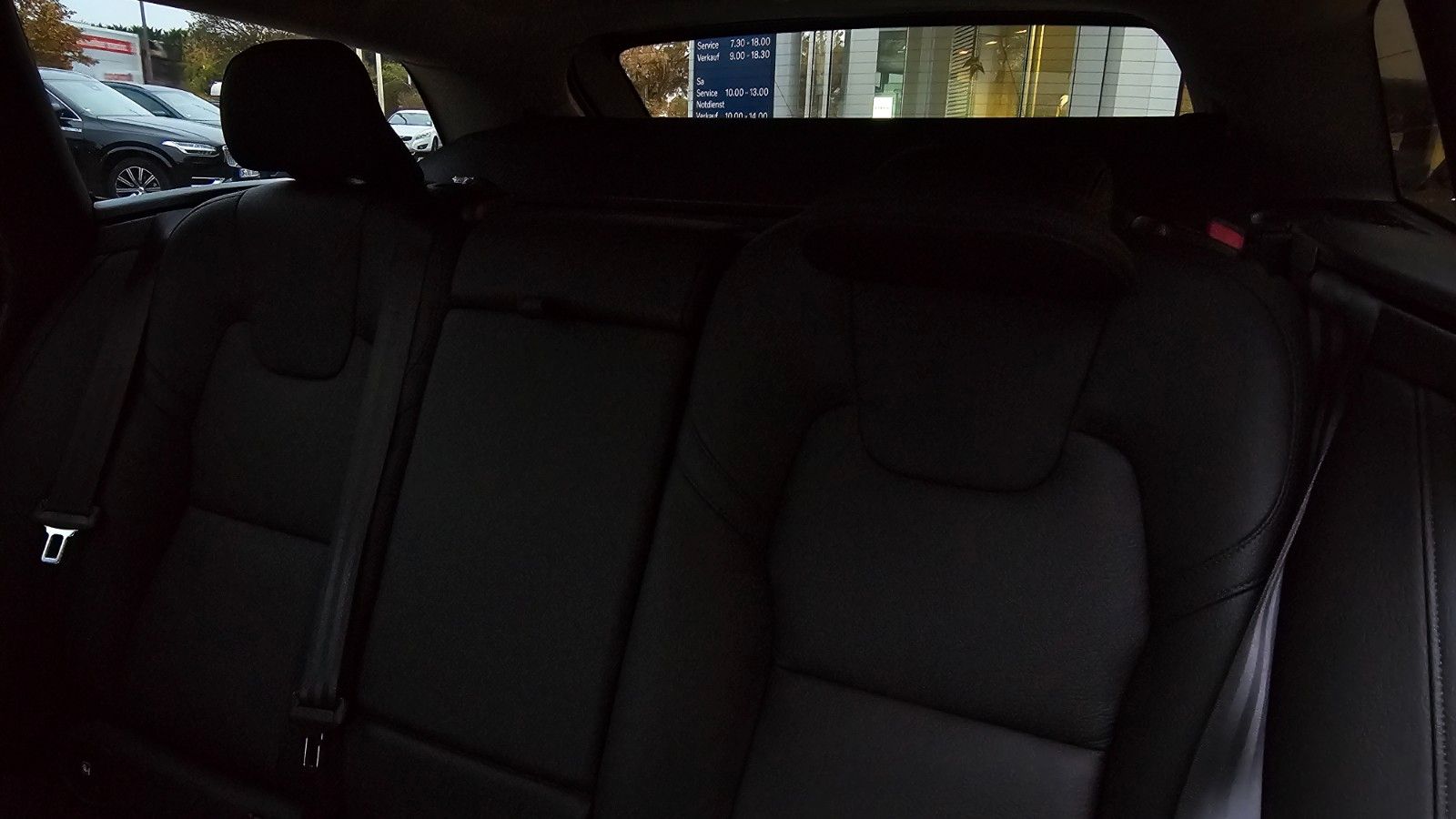 Volvo V90 Cross Country B4 D AWD Plus Auto