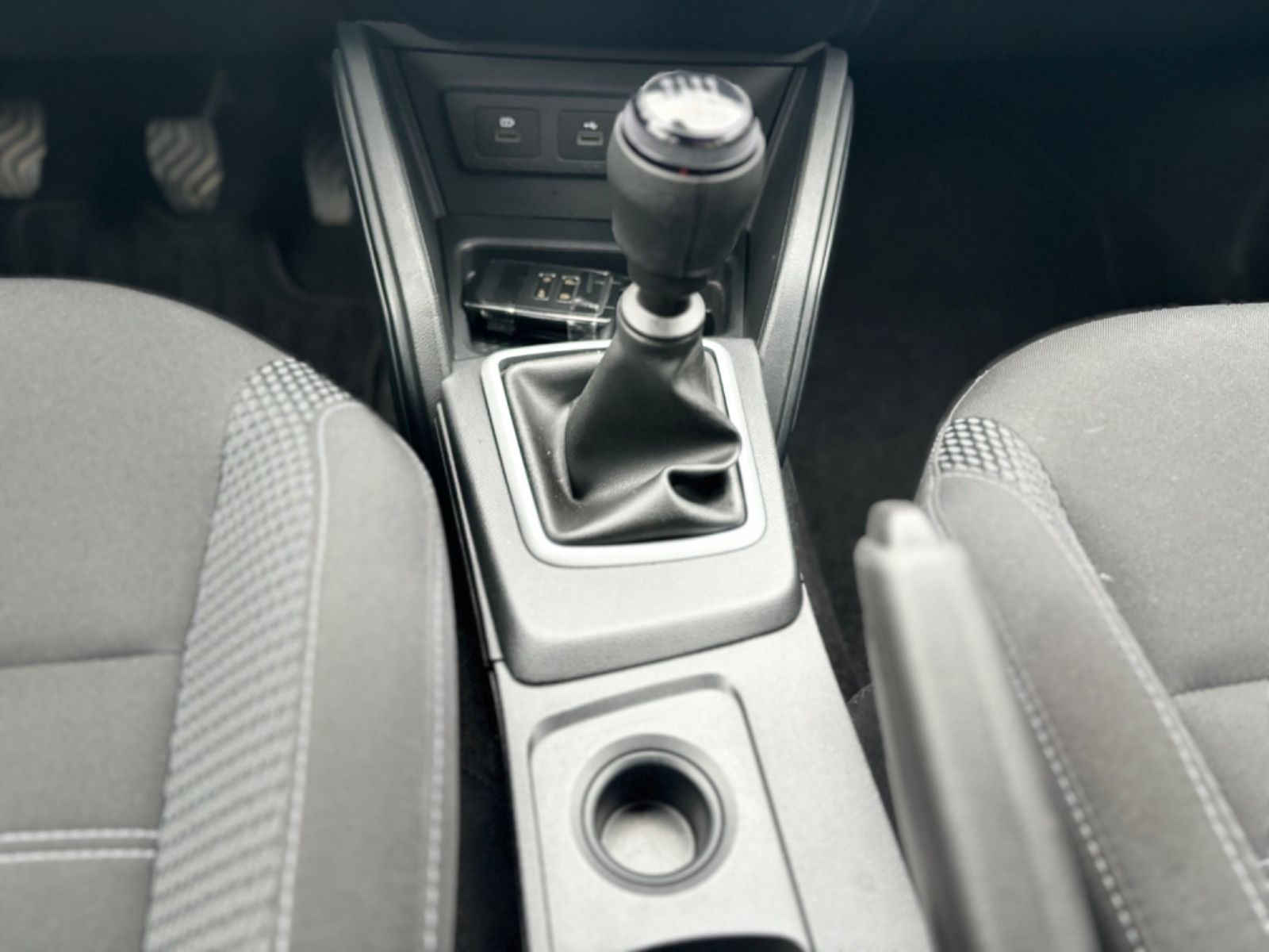 Dacia DUSTER II - Samsaru's Car Outlet