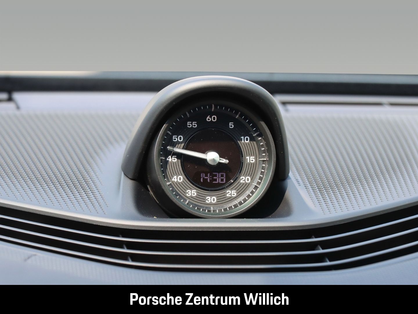 Porsche Taycan Sport Turismo InnoDrive Surround-View LED