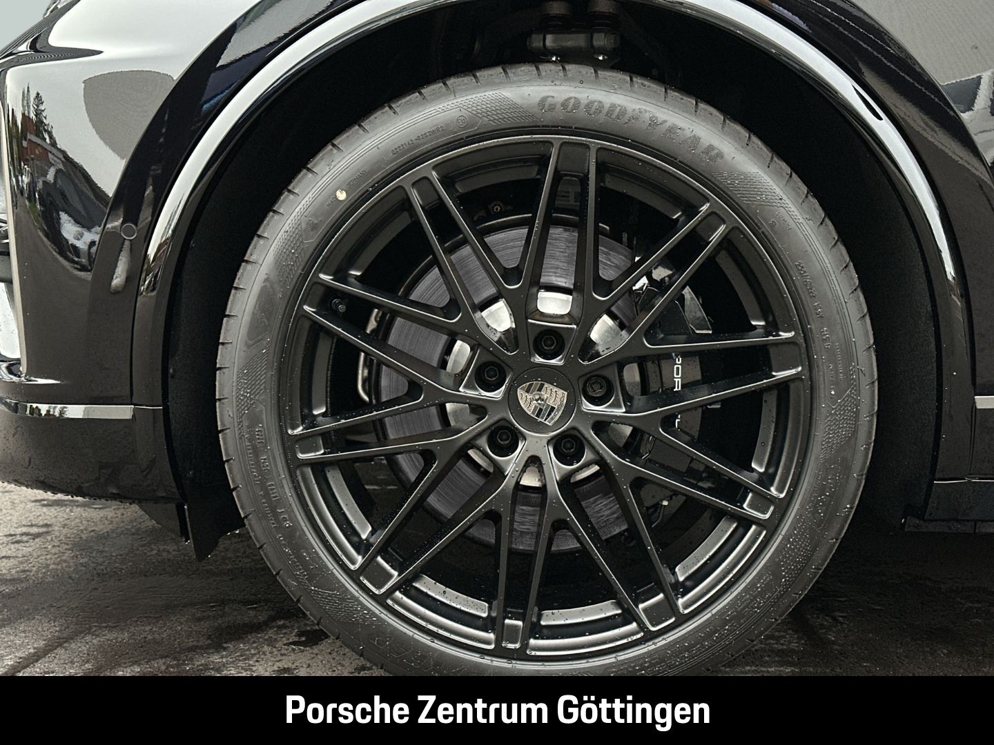 Porsche Macan Turbo Burmester HA-Lenkung InnoDrive LED