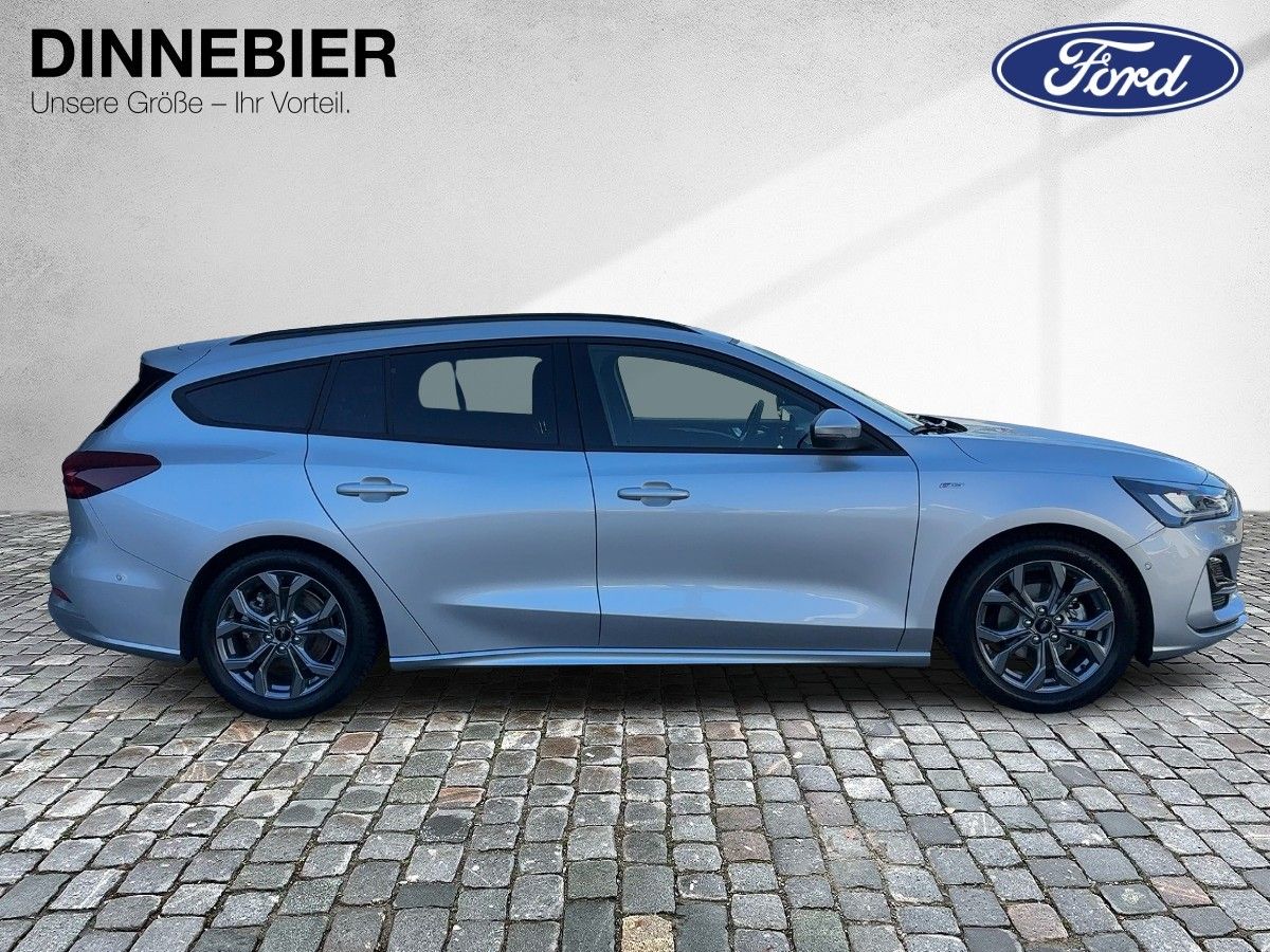 Ford Focus ST-Line X LED+AHK+Kamera+Winterpaket