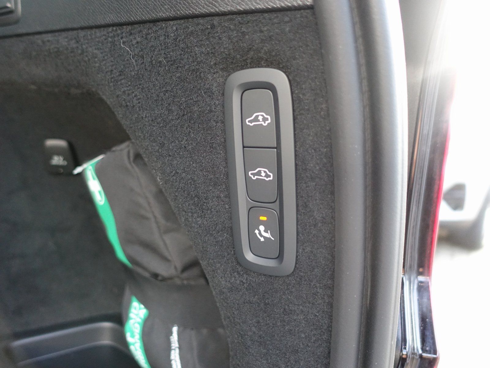 Volvo XC90 Plus Dark T8 AWD Plug-in Hybrid/Pano/FourC/