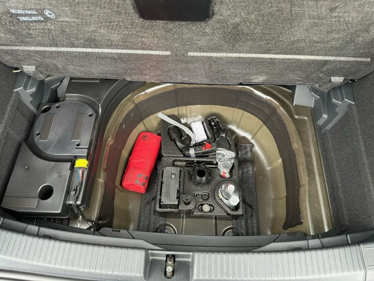 Volkswagen T-Cross Active 1.5 TSI DSG - Samsaru's Car Outlet