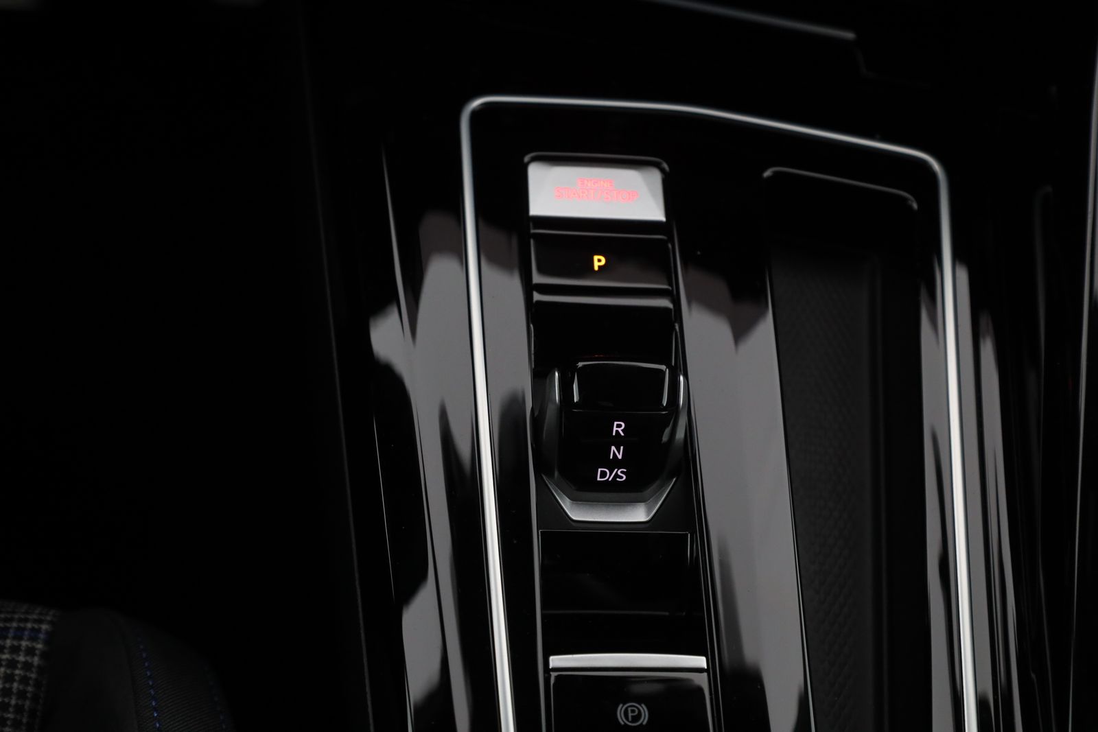 Volkswagen Golf VIII GTE 1.5 TSI DSG eHybrid | NAVI | LED |