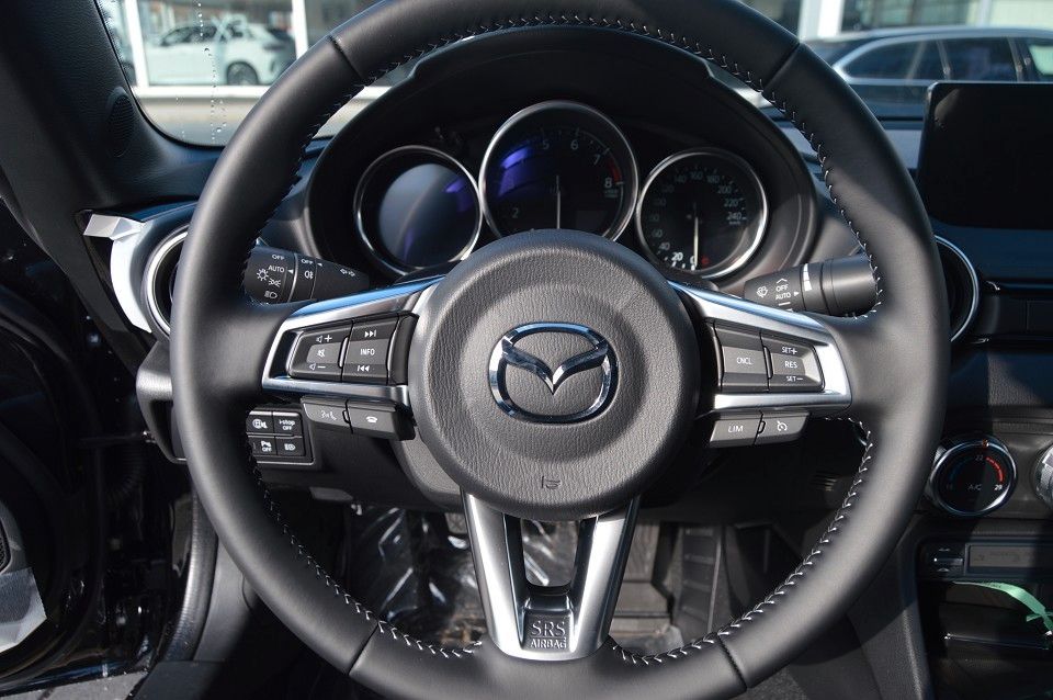 Mazda MX-5 RF Benzin 132PS 6GS Exclusive-Line Navi