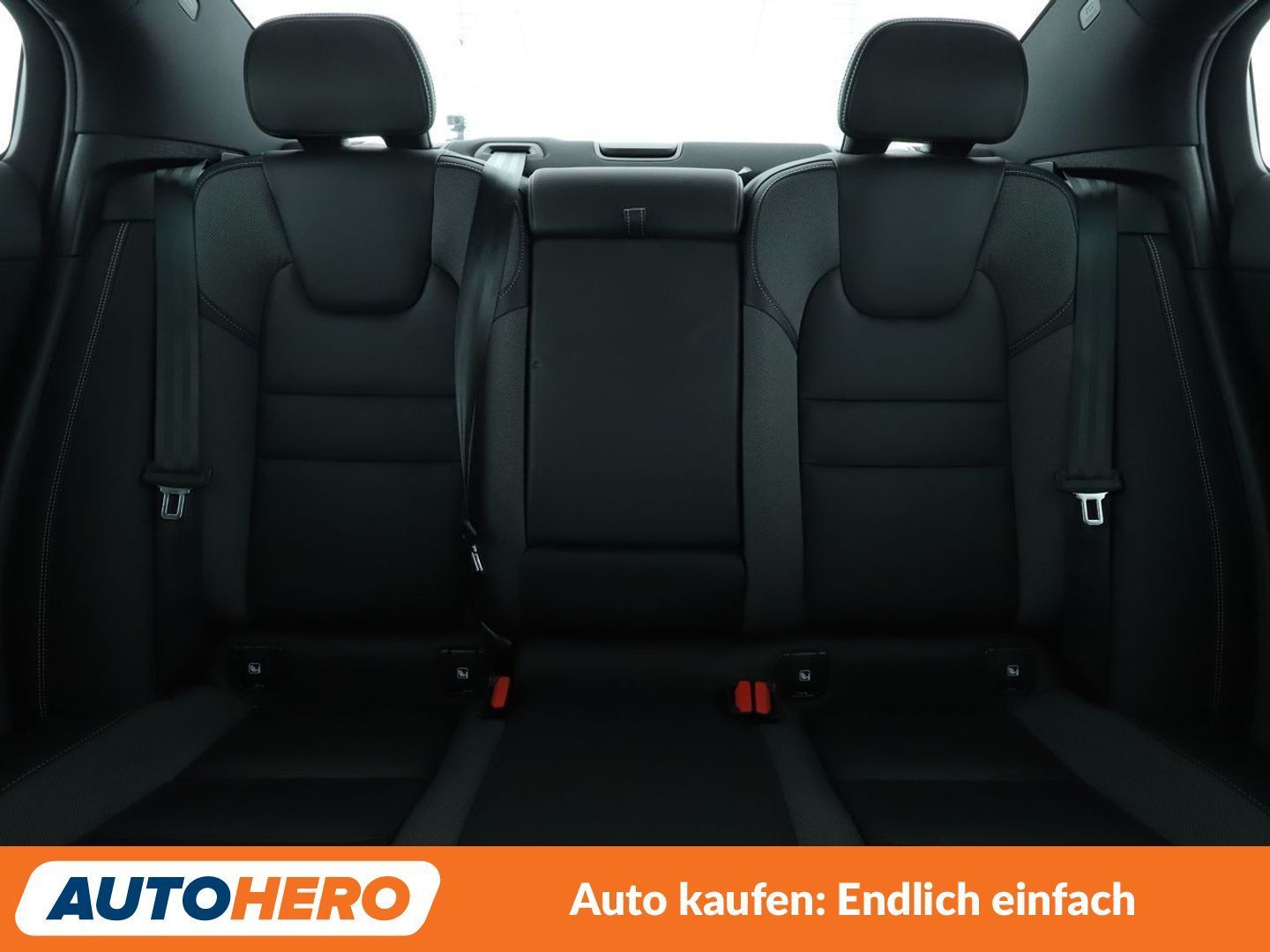 Volvo S60 2.0 B5 Mild-Hybrid Ultimate Dark AWD Aut*LED