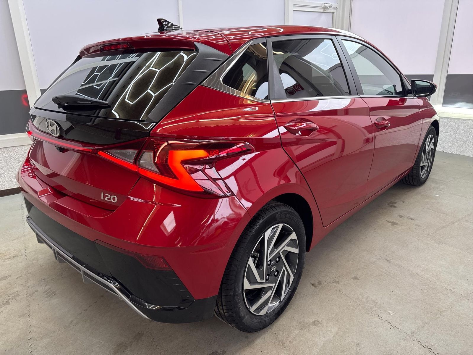 Hyundai i20 STYLE DCT ACC SHZ NAVI RFK 1.0 T-GDi DCT ...