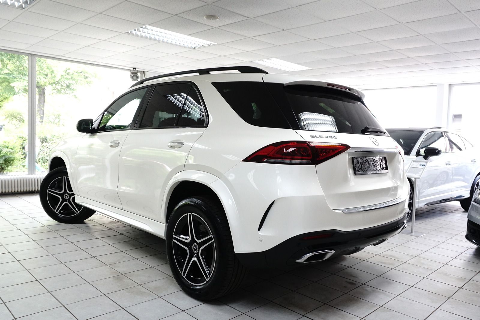 Mercedes-Benz GLE 450 4Matic AMG AIRMATIC MULTIBEAM HuD StHzg