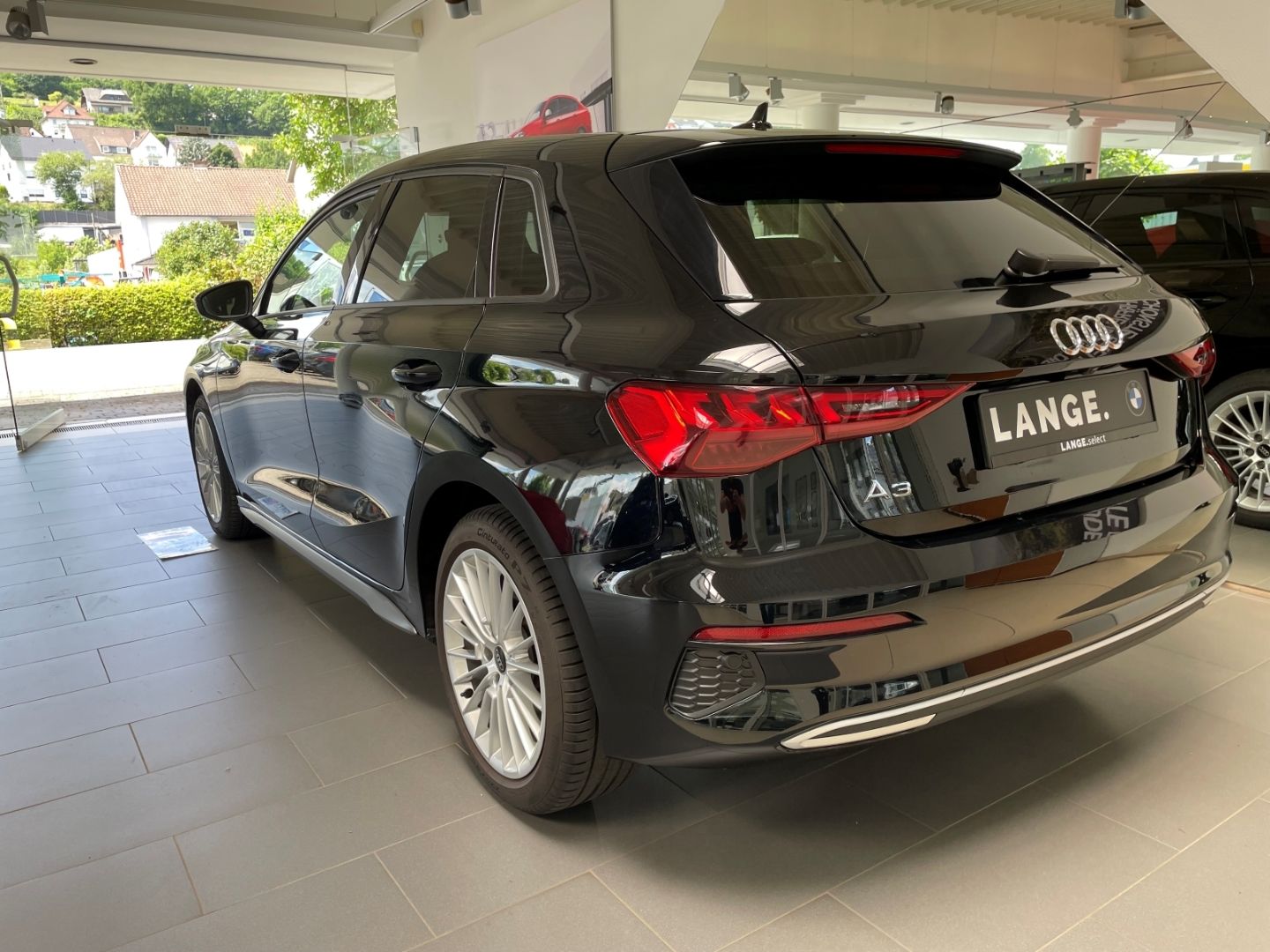 Audi A3 Sportback 35 Aut. - Samsaru's Car Outlet