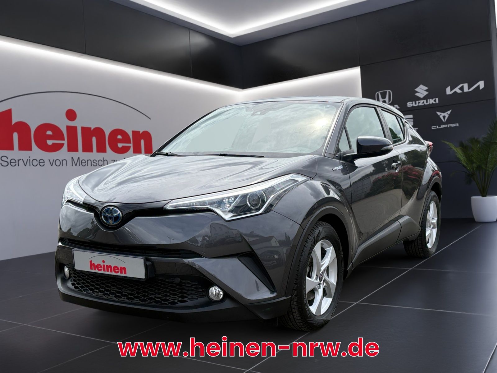 Toyota C-HR 1.8 Automatik Flow - Samsaru's Car Outlet