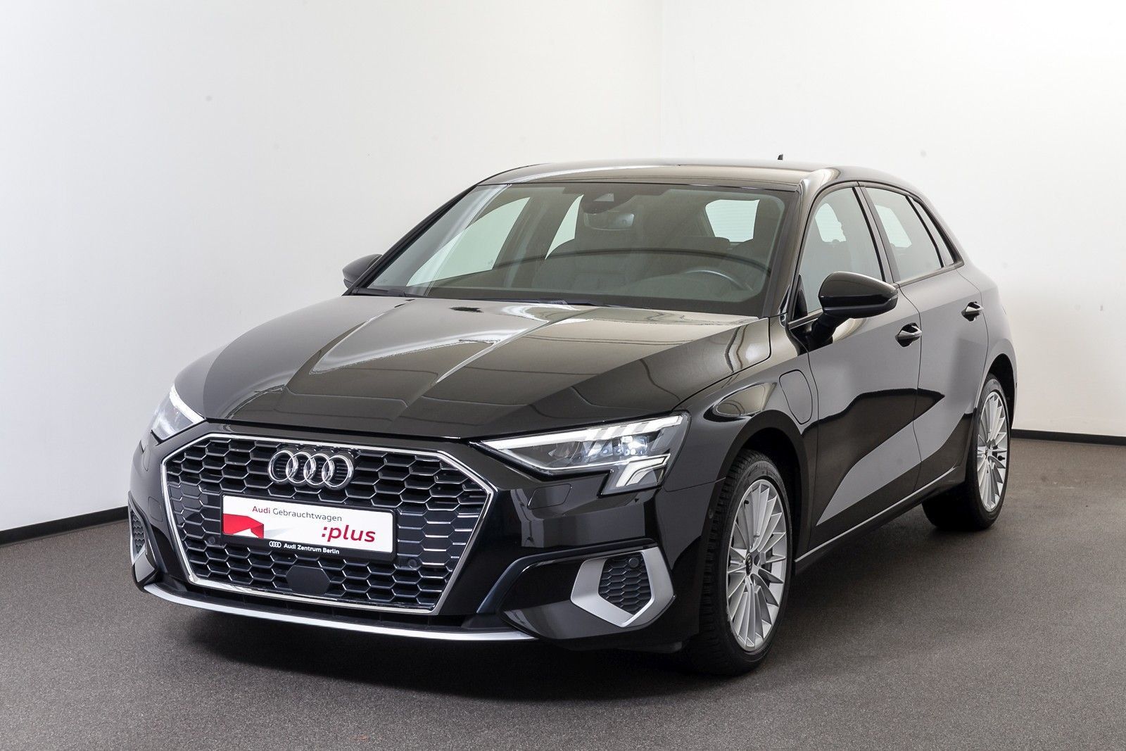 Audi A3 Sportback advanced 40 TFSI e S tr. - Samsaru's Car Outlet