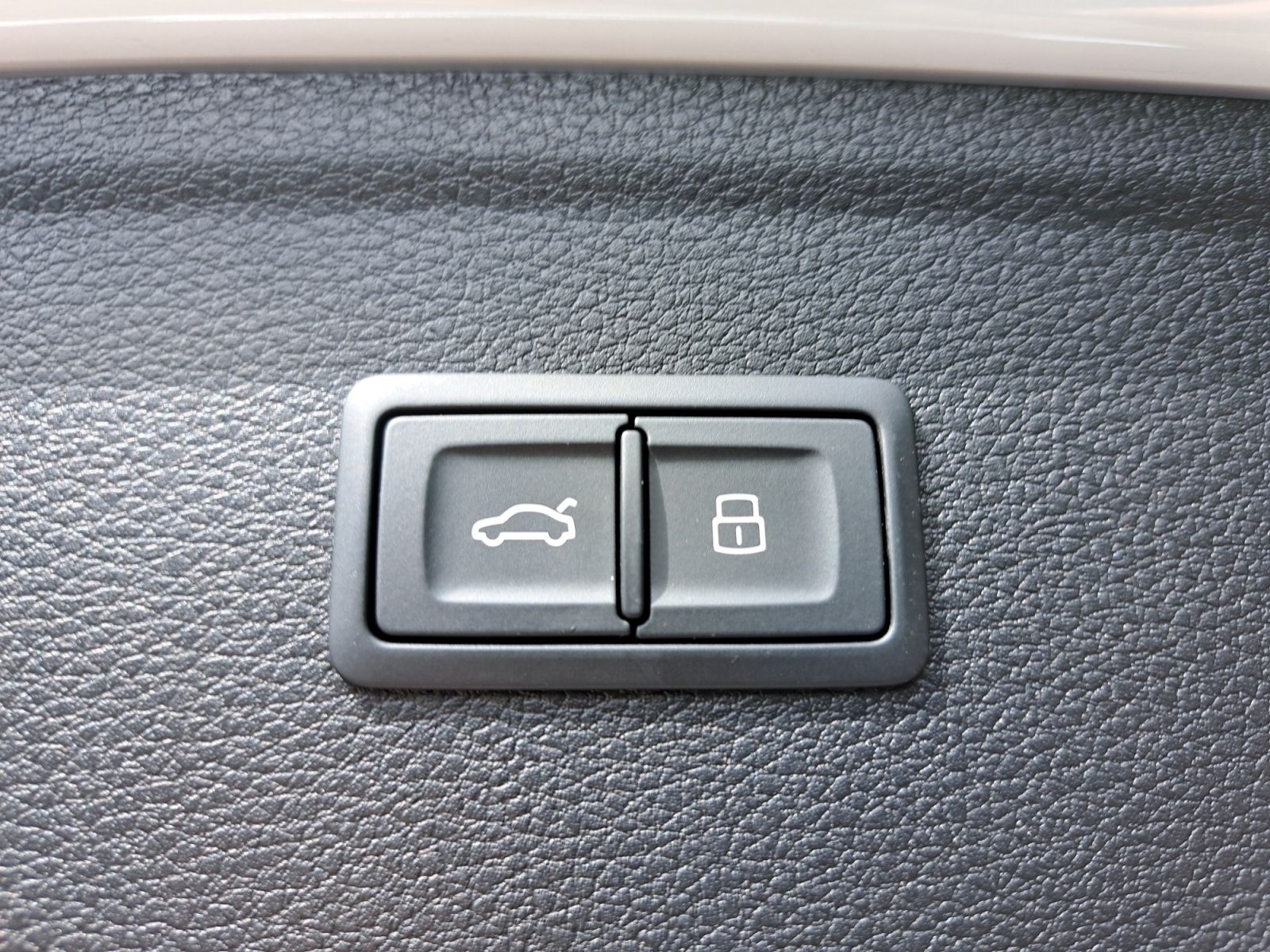 Audi Q5 Business S line 50 TDI quattro tiptr. AHK MAT