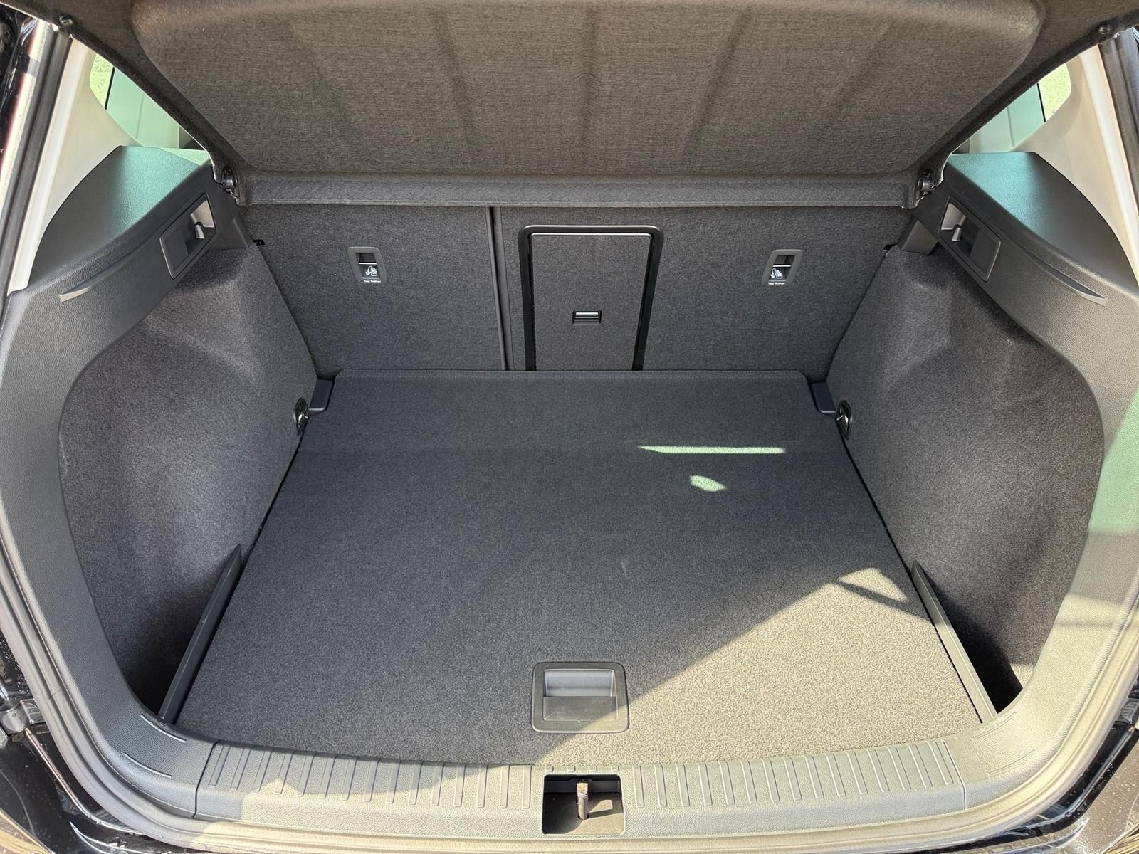 Seat Ateca 1.5 TSI ACT DSG Style NAVI AHK ACC Kamera
