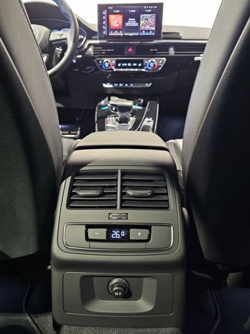 Audi A4 2x S Line Competition Pano Kamera Ahk 19''