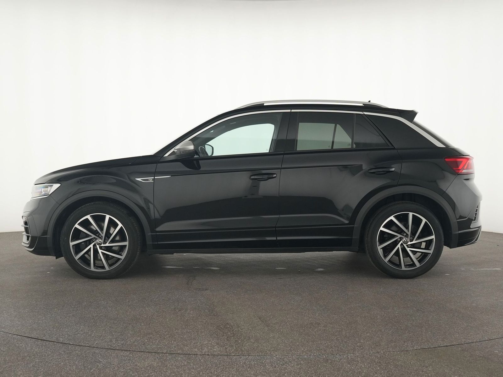 Volkswagen T-Roc R - Samsaru's Car Outlet