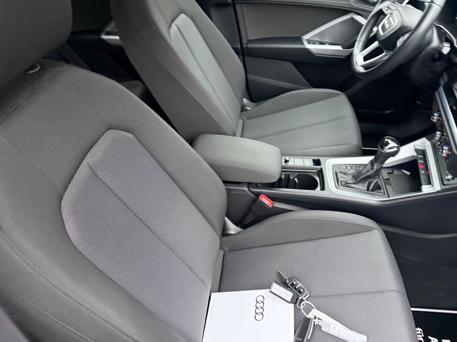 Audi Q3 45TFSI quattro S line*MATRIX-LED*VIRTUAL*NAVI