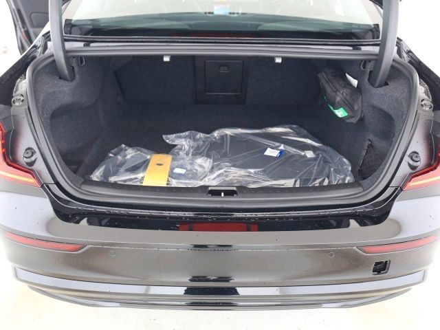 Volvo S60 B4 Lim. Plus Dark ACC BLIS H&K 19"LMF
