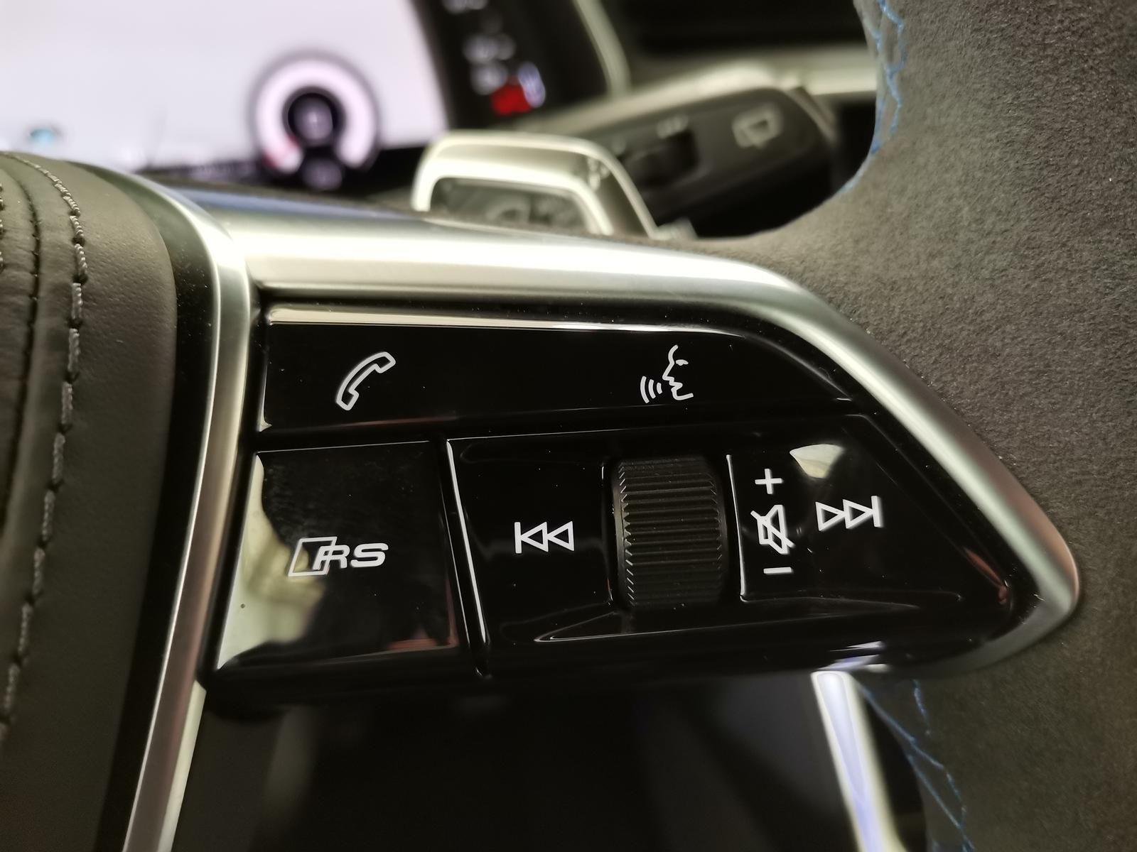Audi RS6 4.0 V8 quattro performance Matrix|virt.Cock.