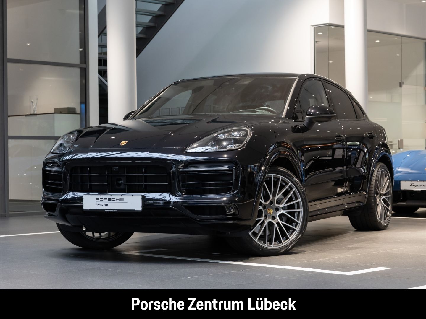 Porsche Cayenne S Coupe Hinterachslenkung Head-Up