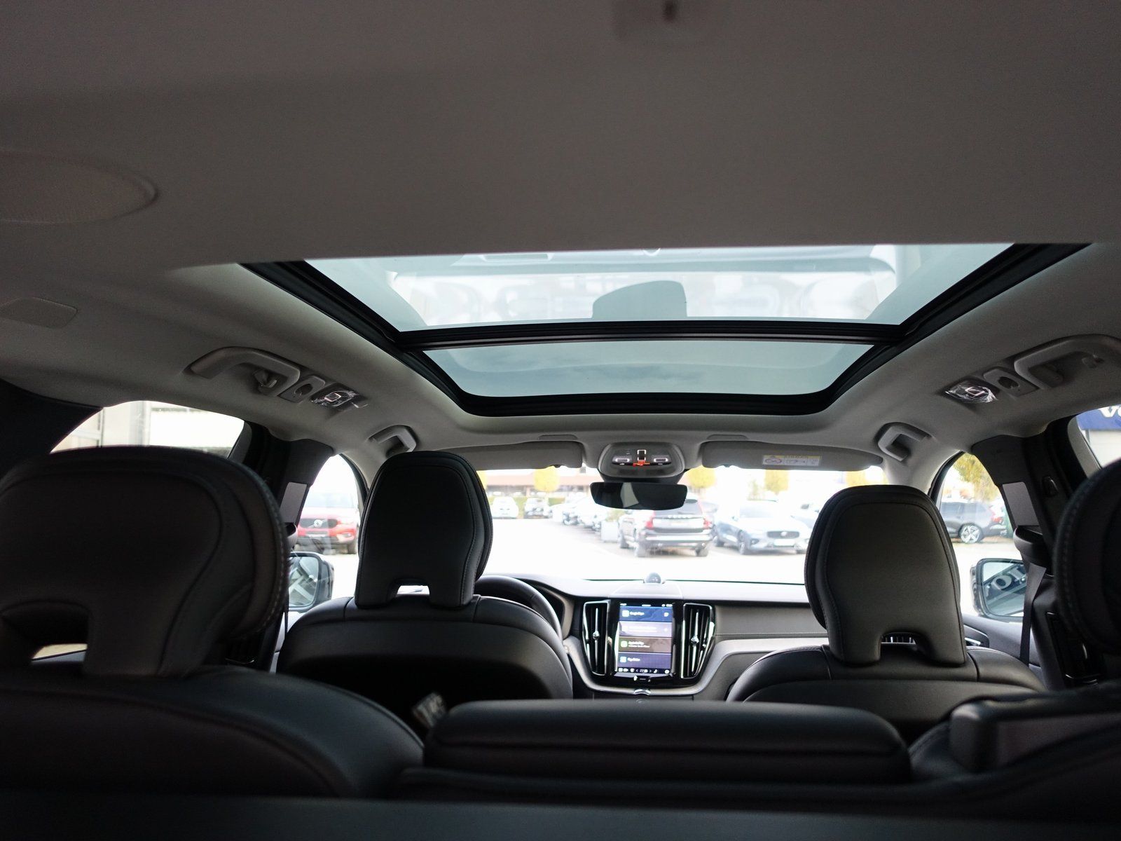 Volvo XC60 Ultra T8 AWD/Massage/B&W/FourC/AHK/360°/BLS