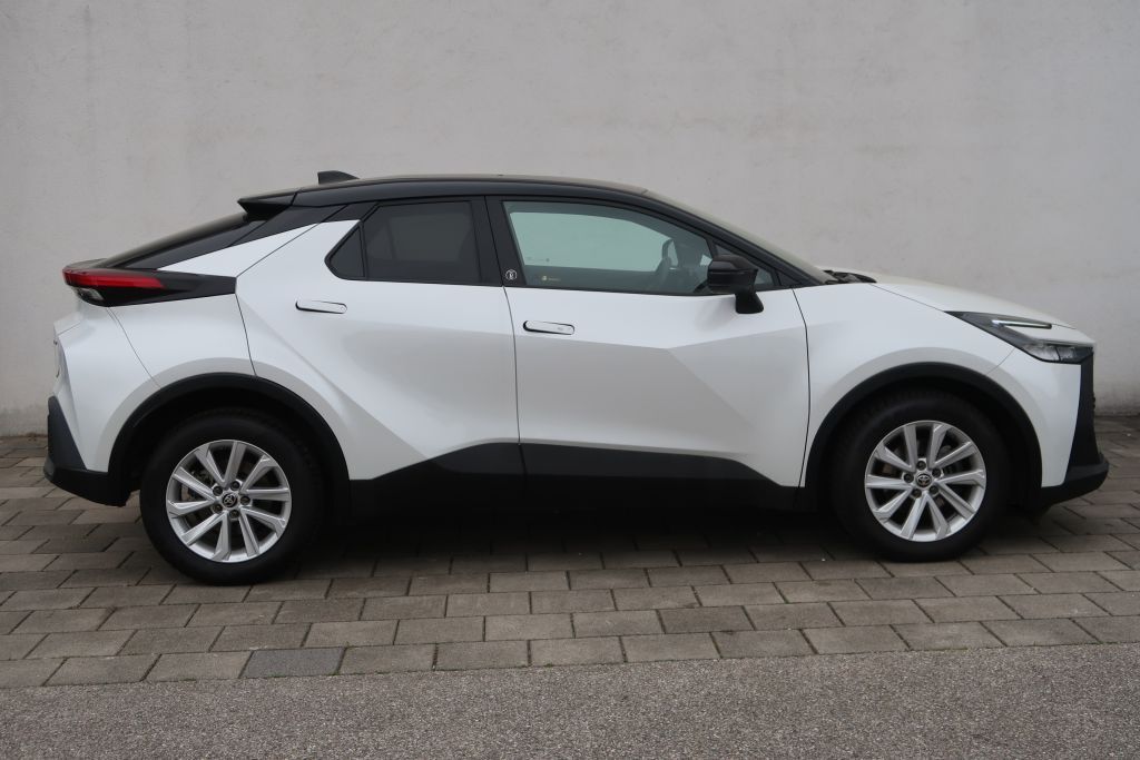 Toyota C-HR 1.8 Hybrid Team Deutschland