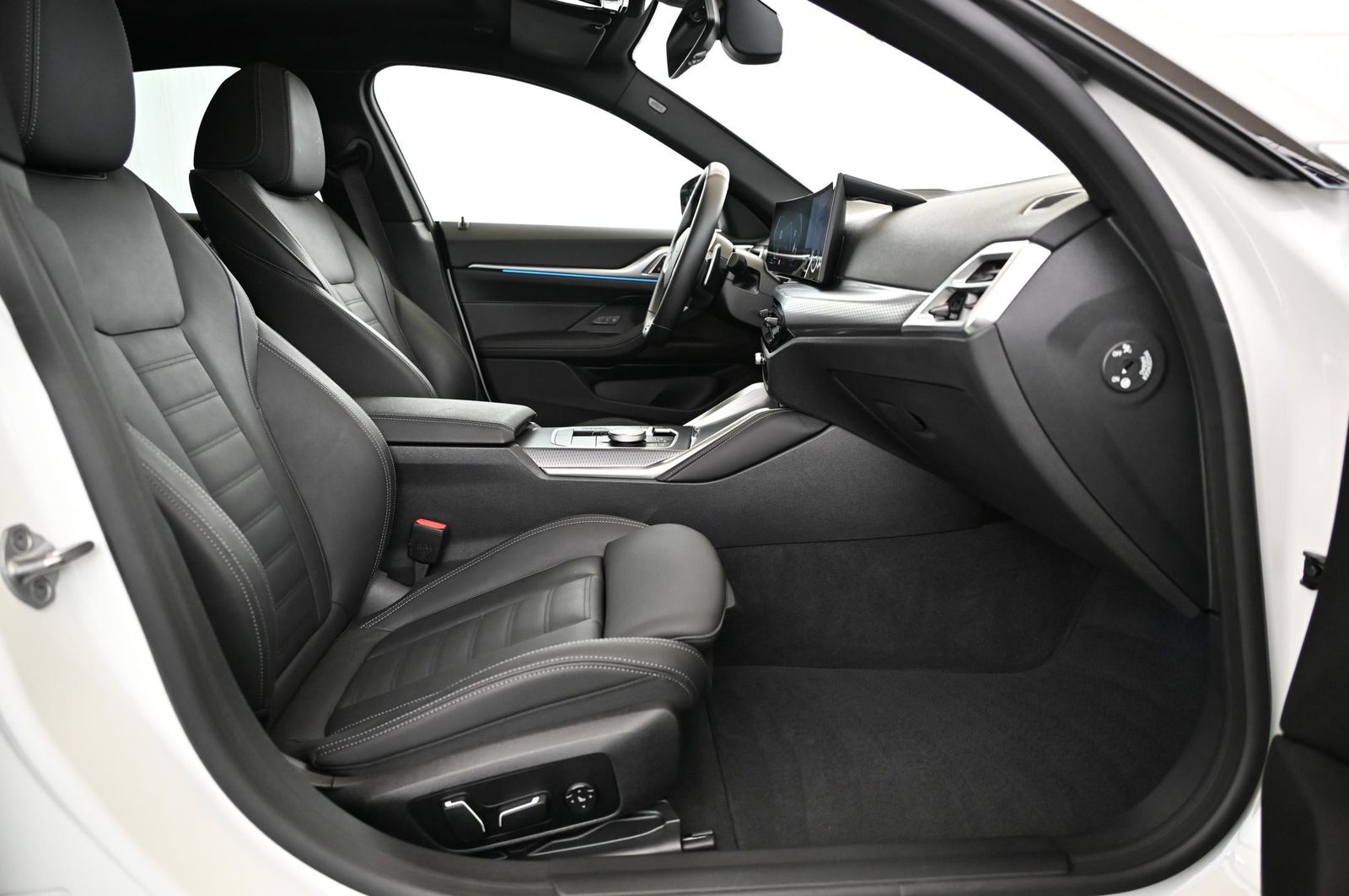 BMW 420d xDrive G-Coupe M-Sport LED/NAV/LEDER/GSD/19