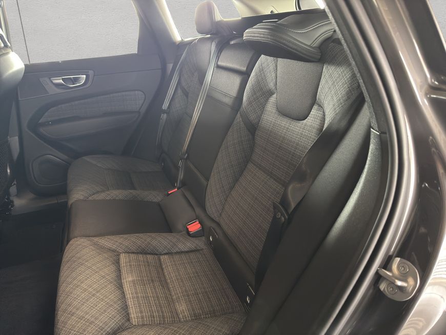 Volvo XC60 B5 B AWD Core