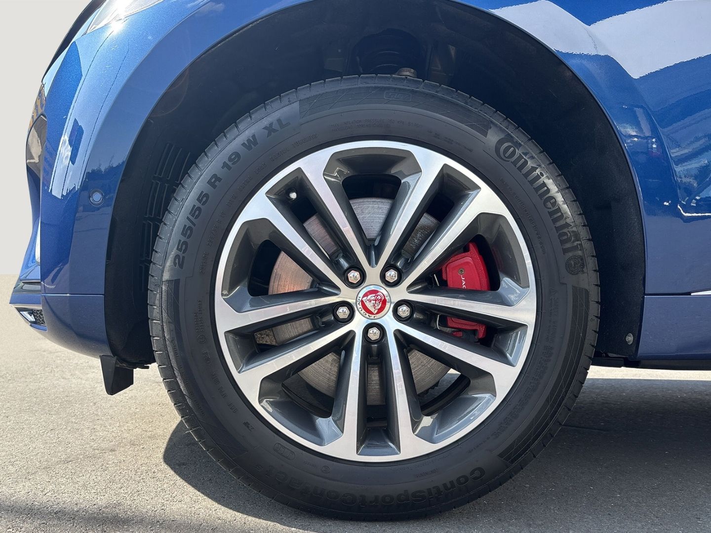 Jaguar F-Pace R-Dynamic S AWD Plug-In Hybrid P400e EU6d