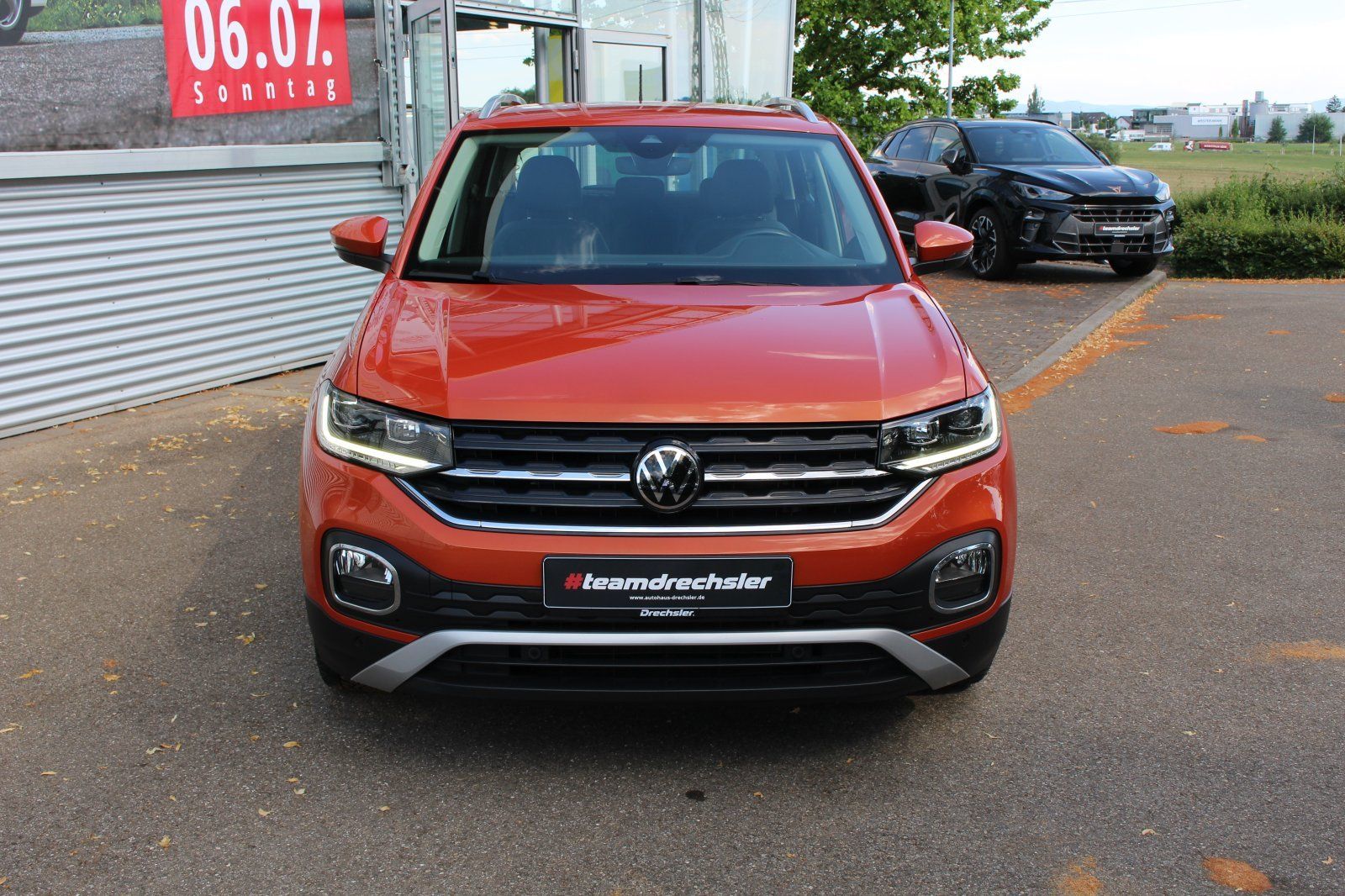 Volkswagen T-Cross 1.0 TSI DSG Style - Samsaru's Car Outlet