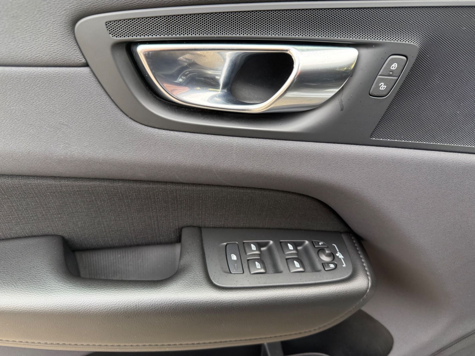 Volvo XC60 Inscr Expr AWD Plug-In~Pano~360Kam~ACC~AHK~