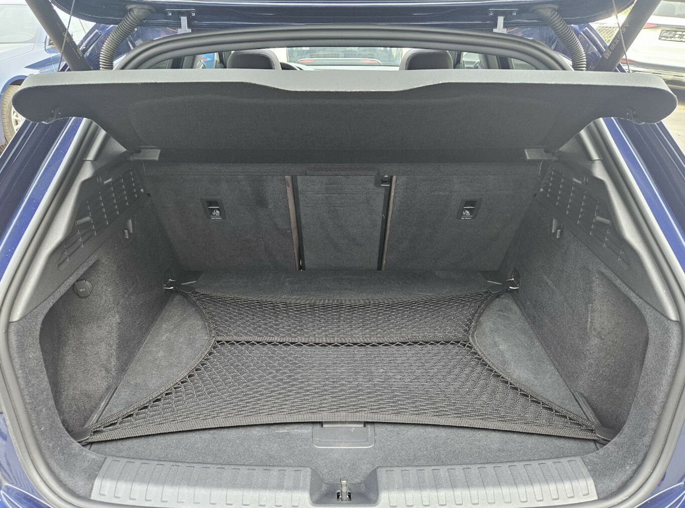 Audi A3 Sportback S-Line.PanSD.Matrix.Led.Cam.KeylGo.