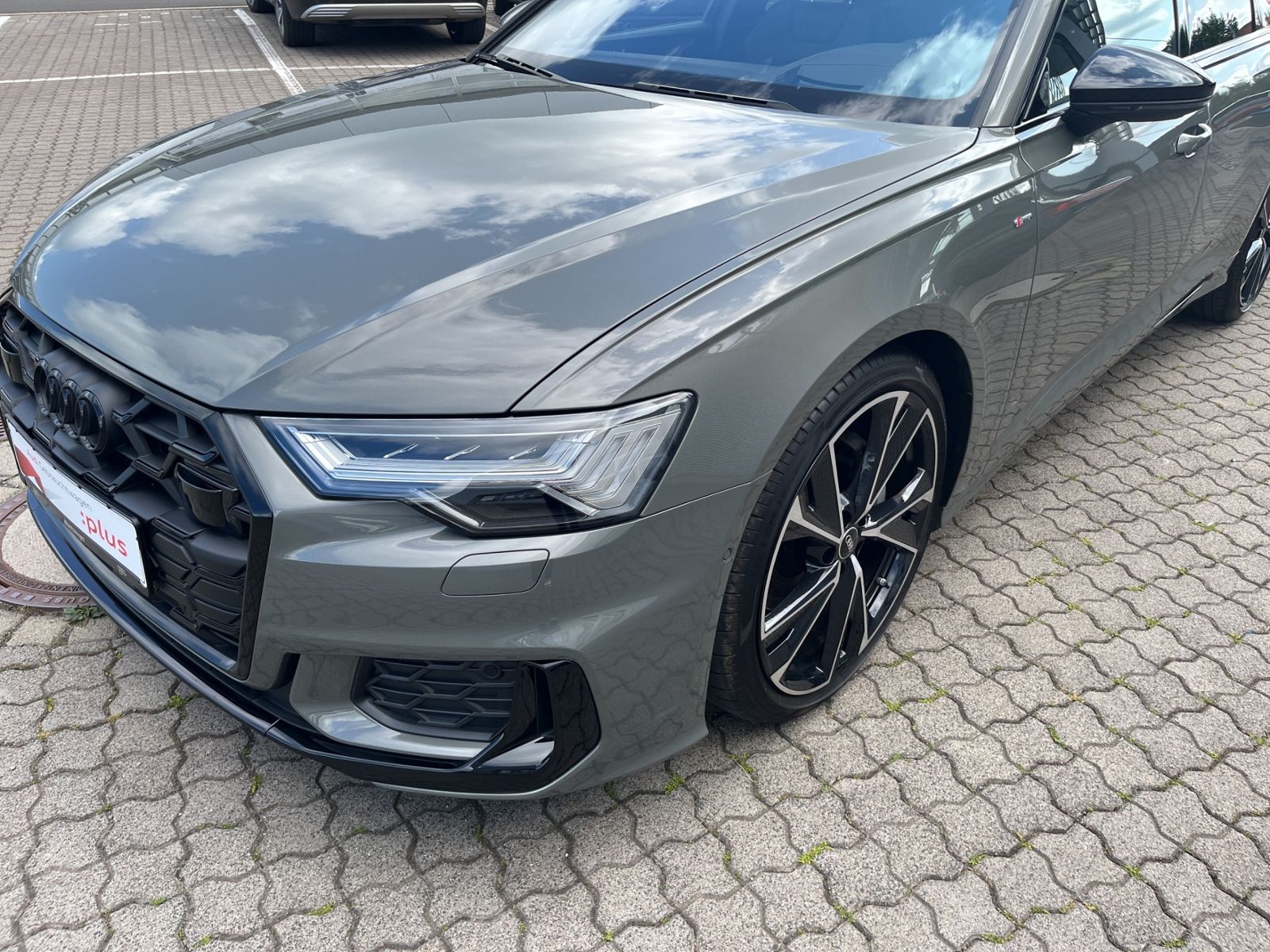 Audi A6 Limousine 45 TFSI QUATTRO S-LINE - Samsaru's Car Outlet