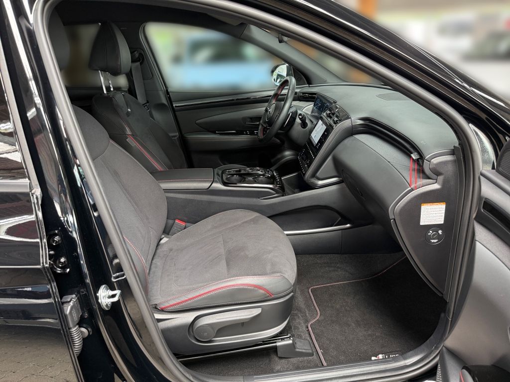 Hyundai TUCSON 1.6 T-GDi Plug-in-Hybrid 4WD N Line - Samsaru's Car Outlet