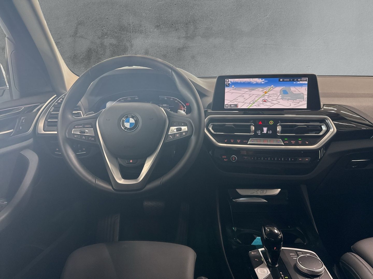 BMW X3 xDRIVE 20d AUTOMATIK LC PLUS - Samsaru's Car Outlet