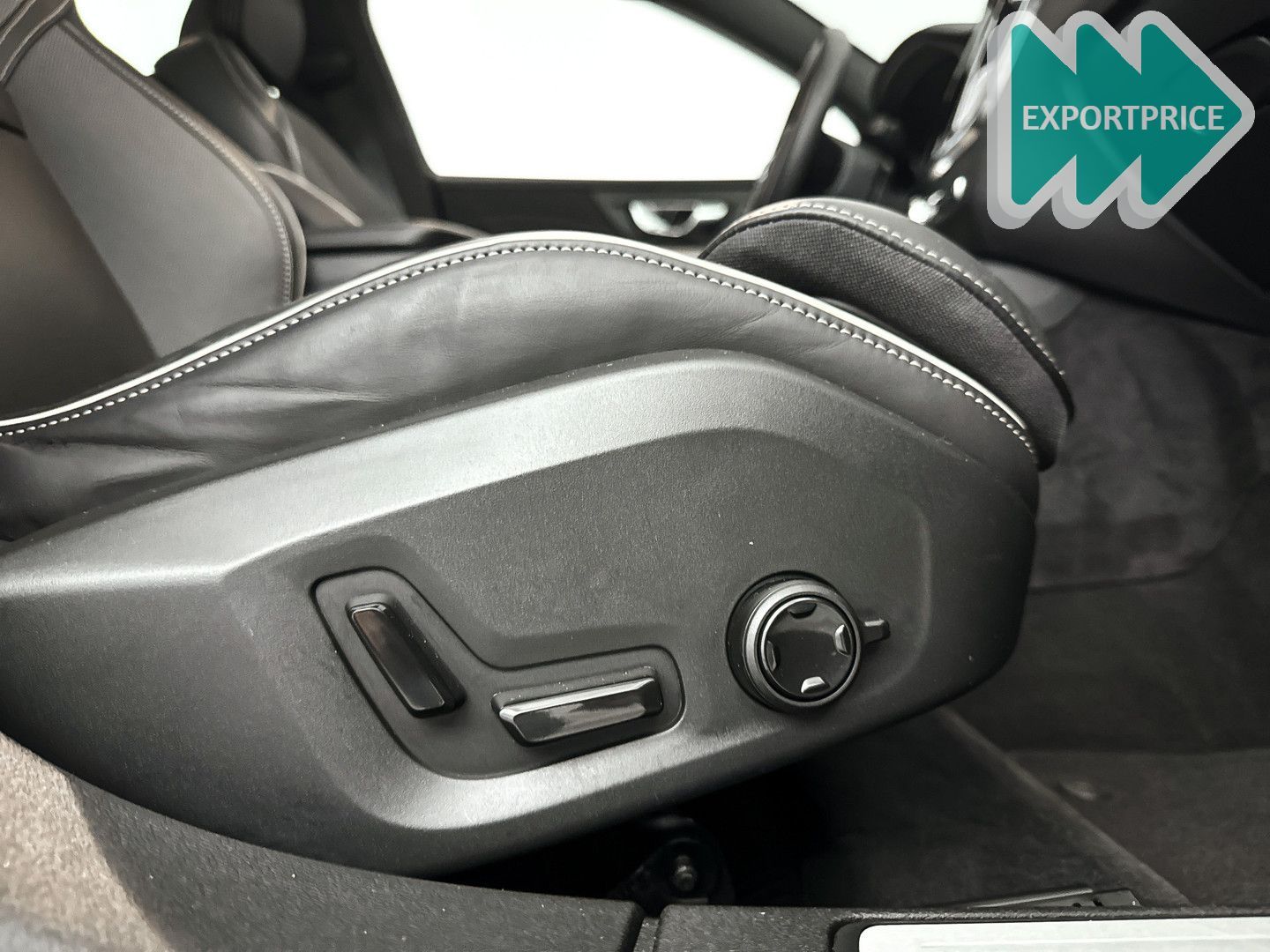 Volvo S60 B4 Aut. Ultimate Dark | panorama dach | 360º