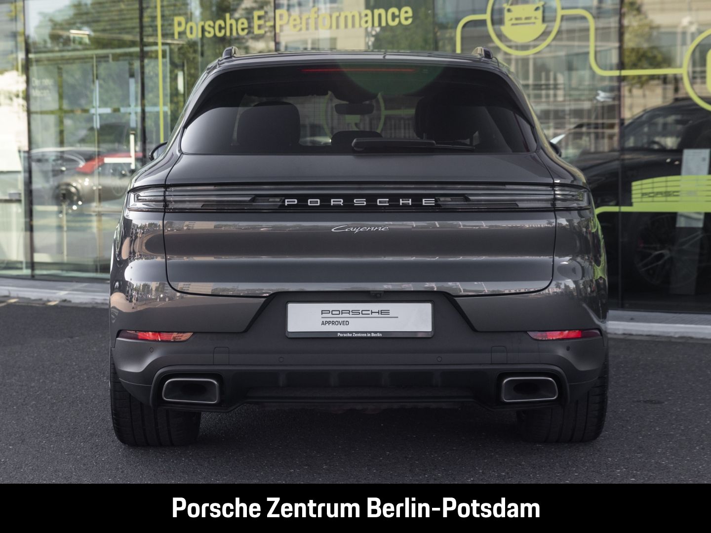 Porsche Cayenne E-Hybrid BOSE Luftfederung Panoramadach