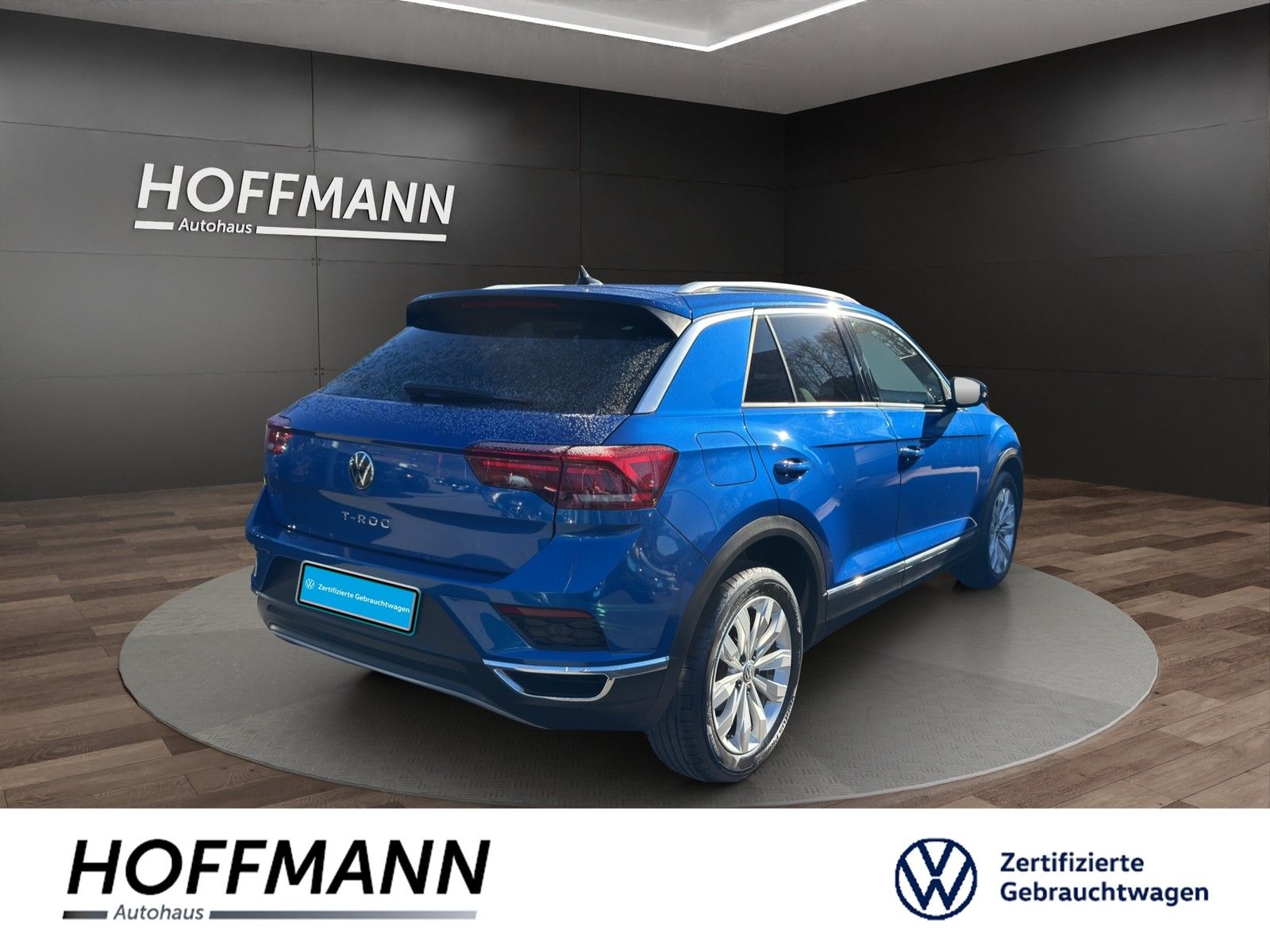 Volkswagen T-Roc 1.5 TSI Sport - Samsaru's Car Outlet