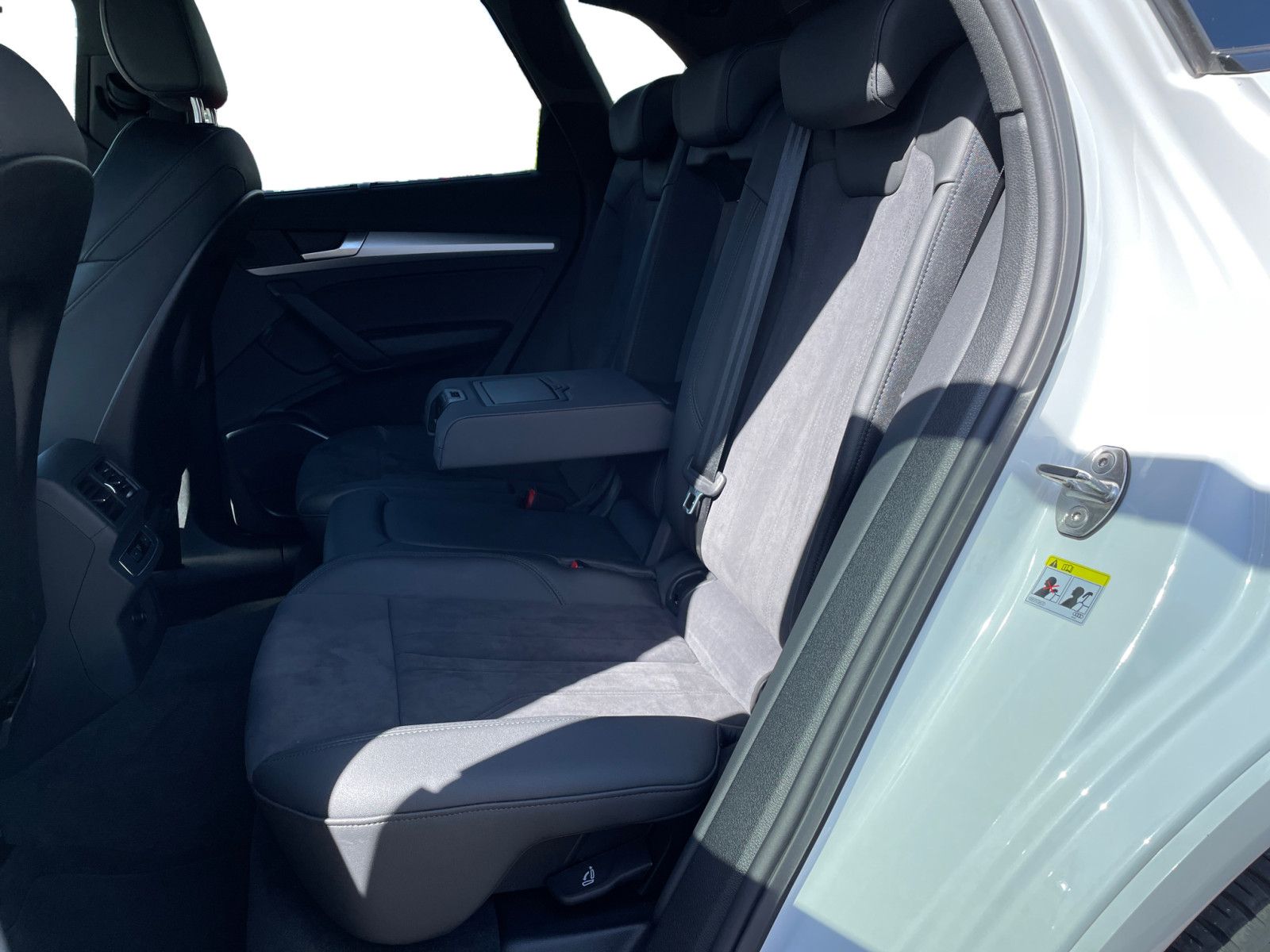 Audi Q5 40TDI quattro S-line s-tronic Navi AHK