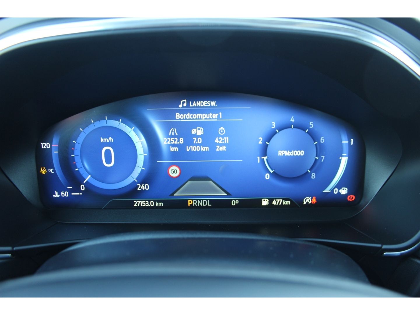 Ford Focus 1.0 Active X Matrix AHZV P-Dach 18'' B&O