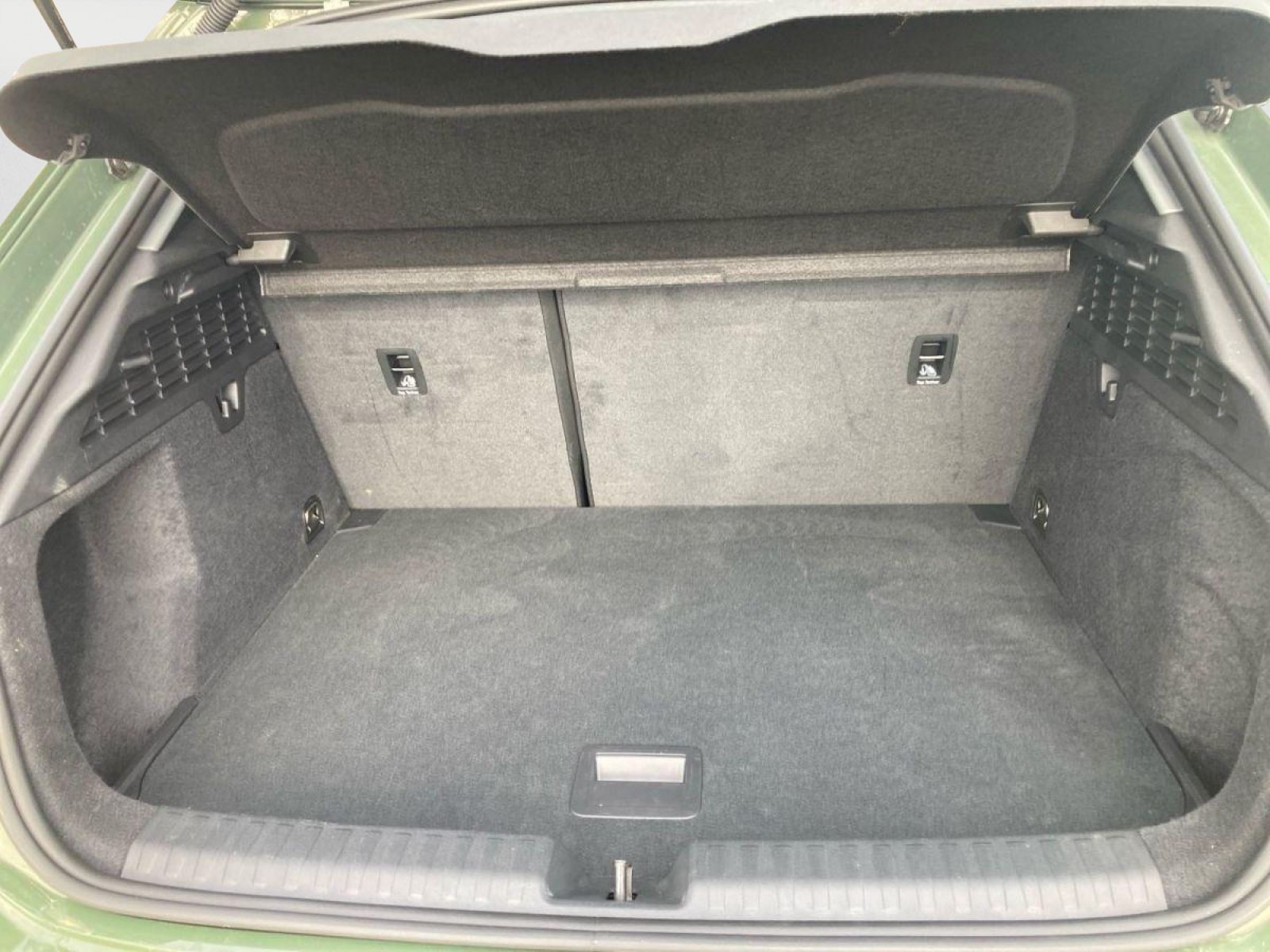 Audi A3 Sportback ADVANCED 35TFSI - Samsaru's Car Outlet