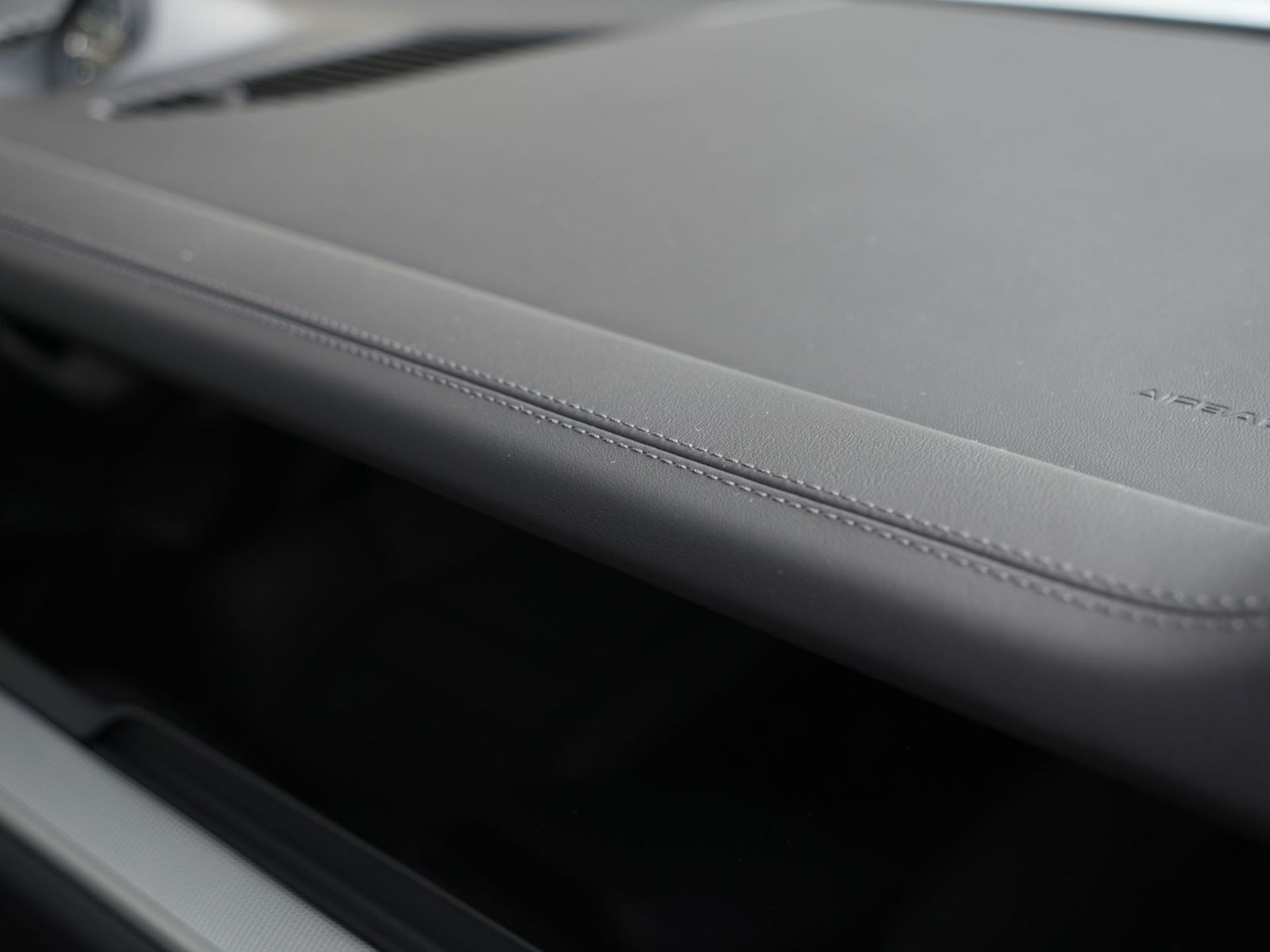Porsche E-Hybrid Coupé SPORTDESIGN-ACC-LUFTF.-PANO-VOLL