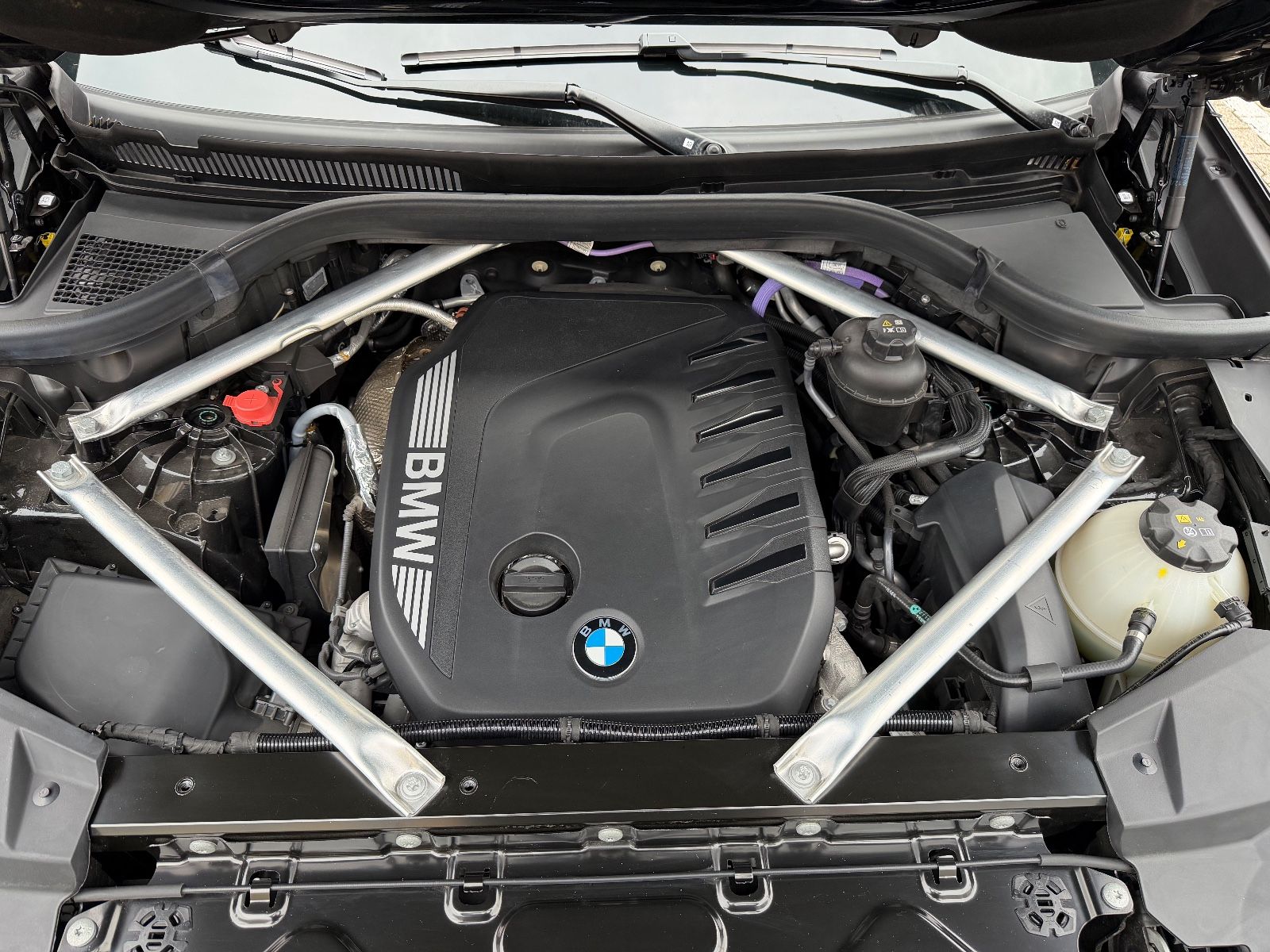 BMW X6 30 d xDrive M Sport ABSOLUT VOLL 22 ZOLL
