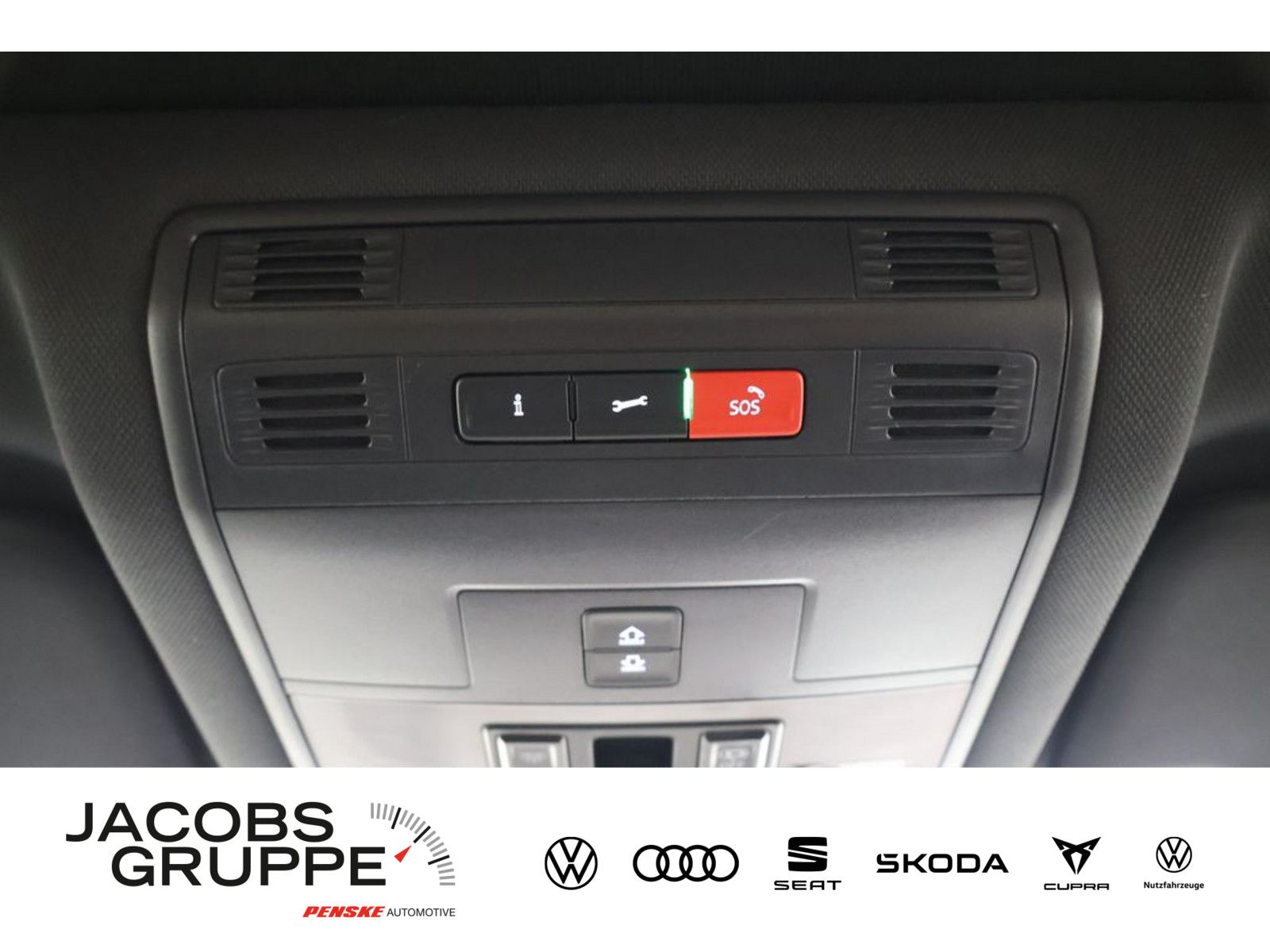 Volkswagen T-Roc 2.0 TSI 4M R - Samsaru's Car Outlet
