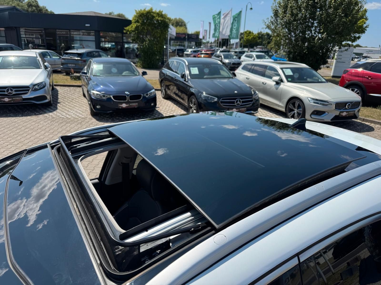 Kia XCeed 1.6 Plug-in Hybrid Platinum Edition - Samsaru's Car Outlet