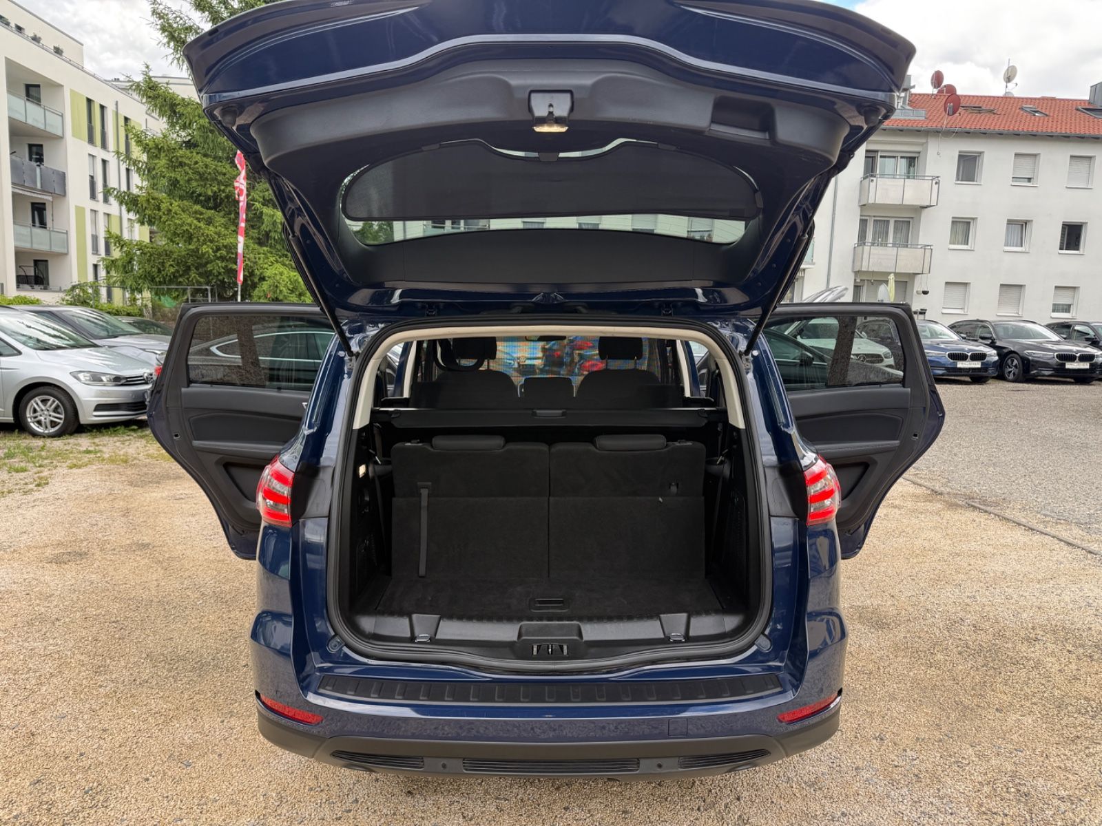 Ford S-Max 2.0 EcoBlue Aut 7-Sitz AHK Kamera ACC LED