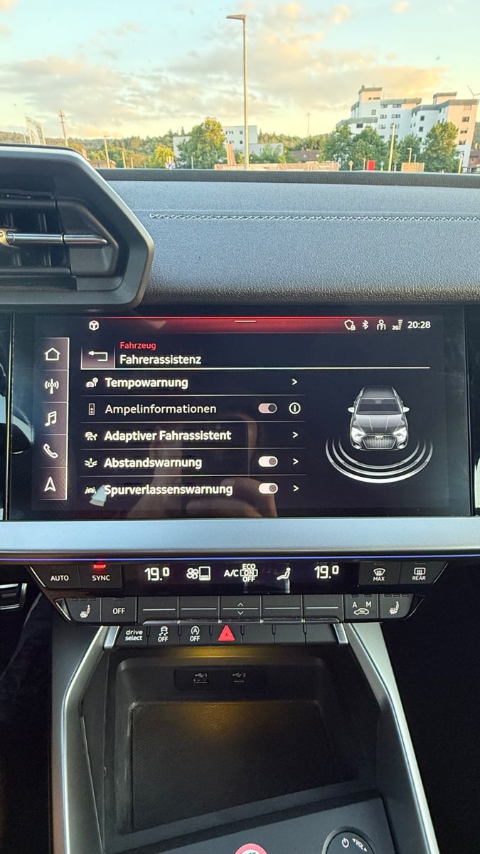 Audi A3 Sportback 35 TFSI edition one S-Line - Samsaru's Car Outlet
